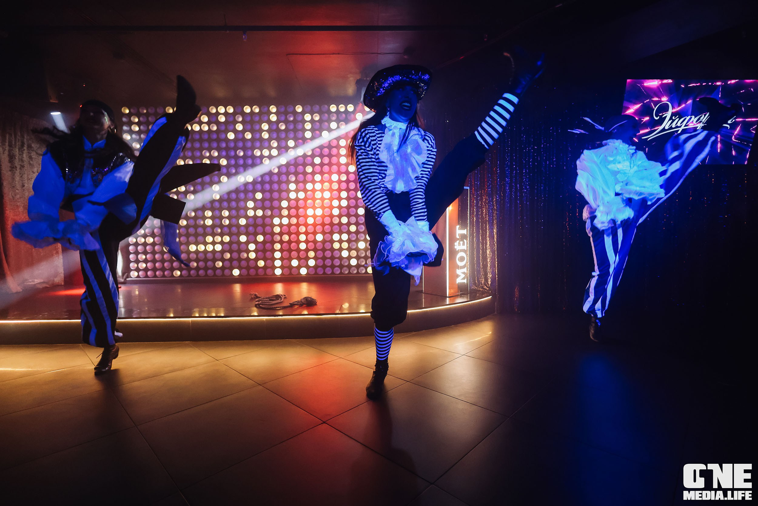 Фоторепортаж из караоке-клуба Эйфория. One Media Life: фоторепортажи, фотоотчеты с мероприятий и заведений