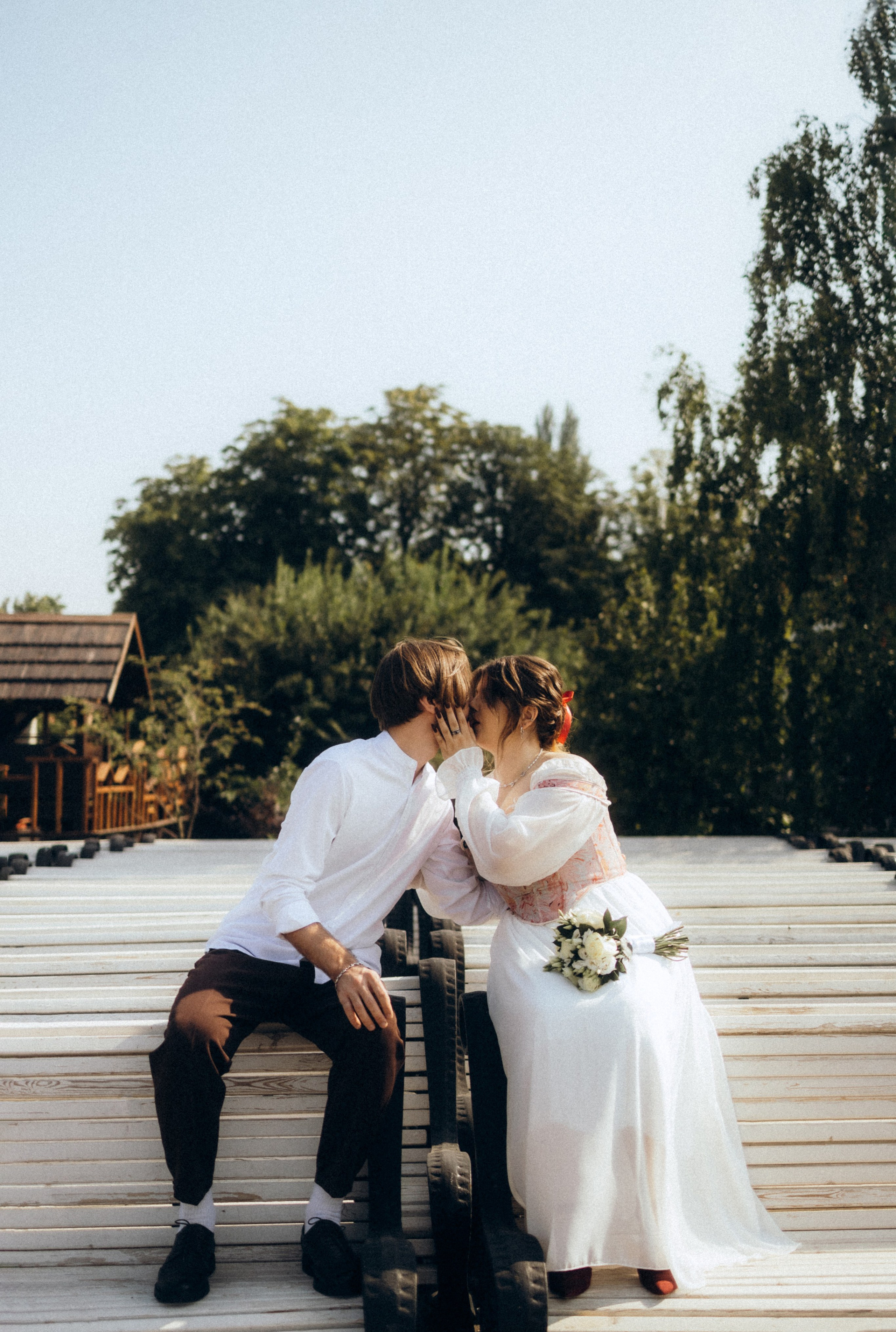 Илья и Настя, прогулка на ВДНХ и роспись Савеловском ЗАГСе. Свадебный и портретный фотограф в Москве Кристина Золотова