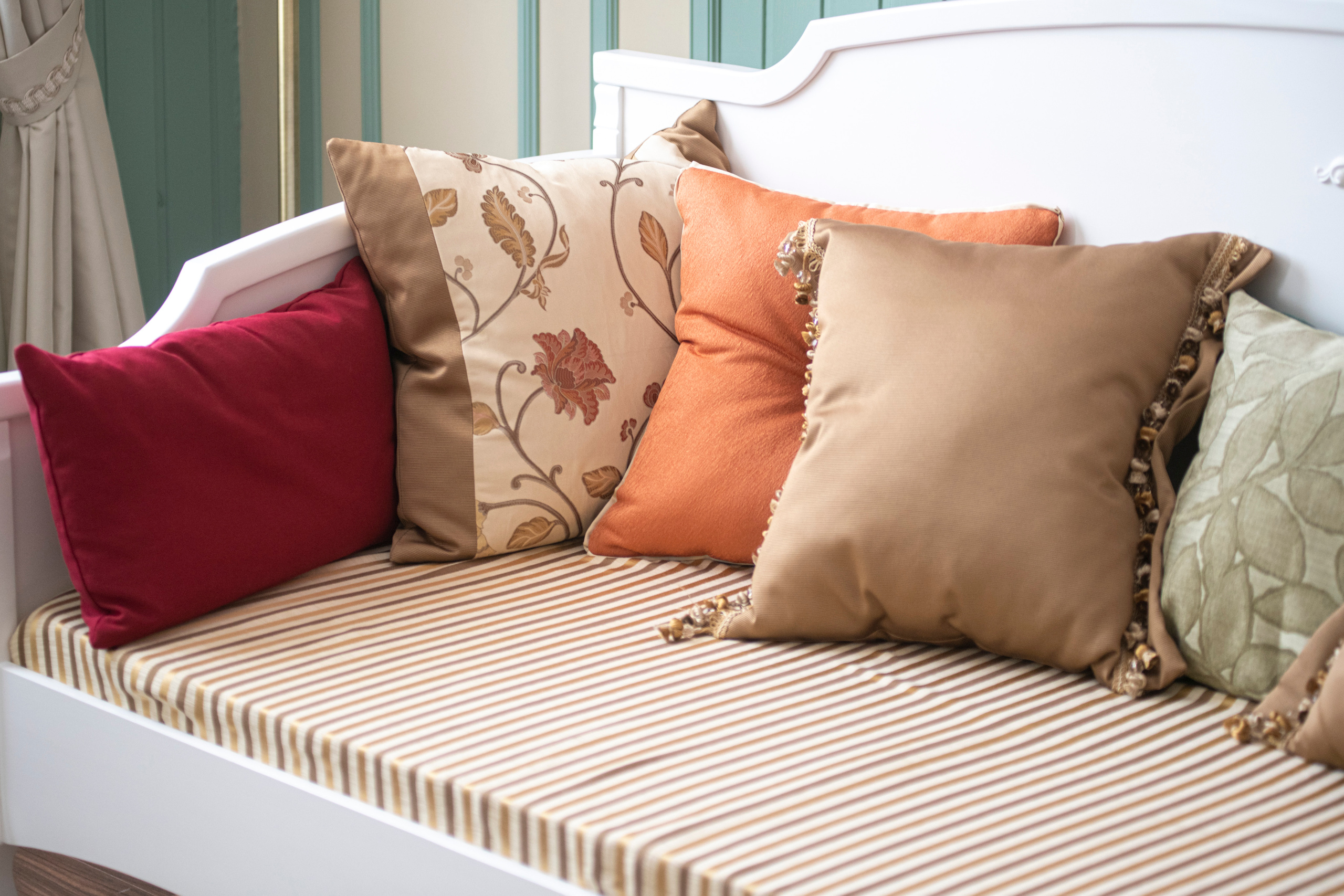 ON THE WINGS OF JOY (TV project). Interior designer Nataliia Iksanova