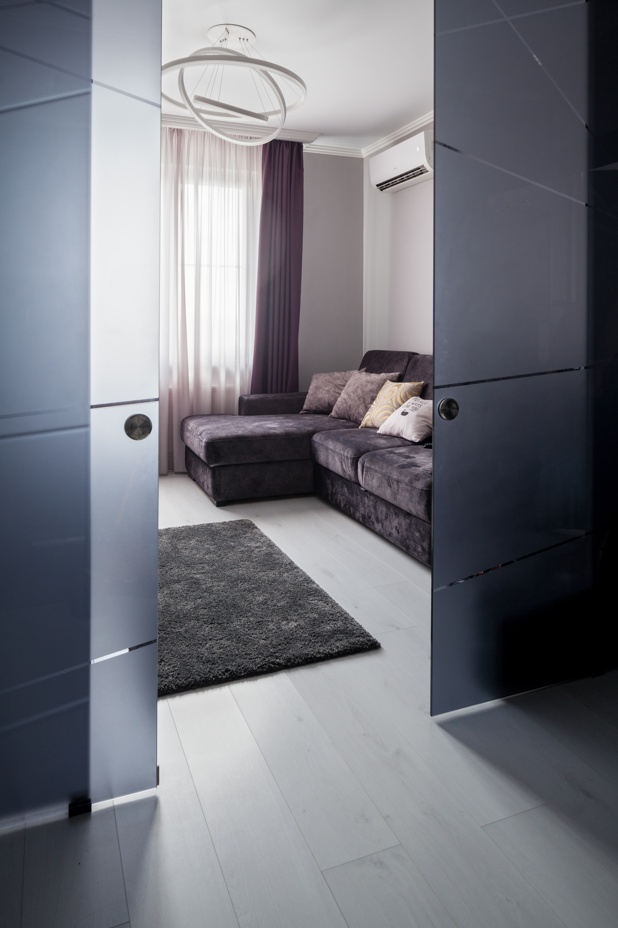 В отражении. Interior designer Nataliia Iksanova