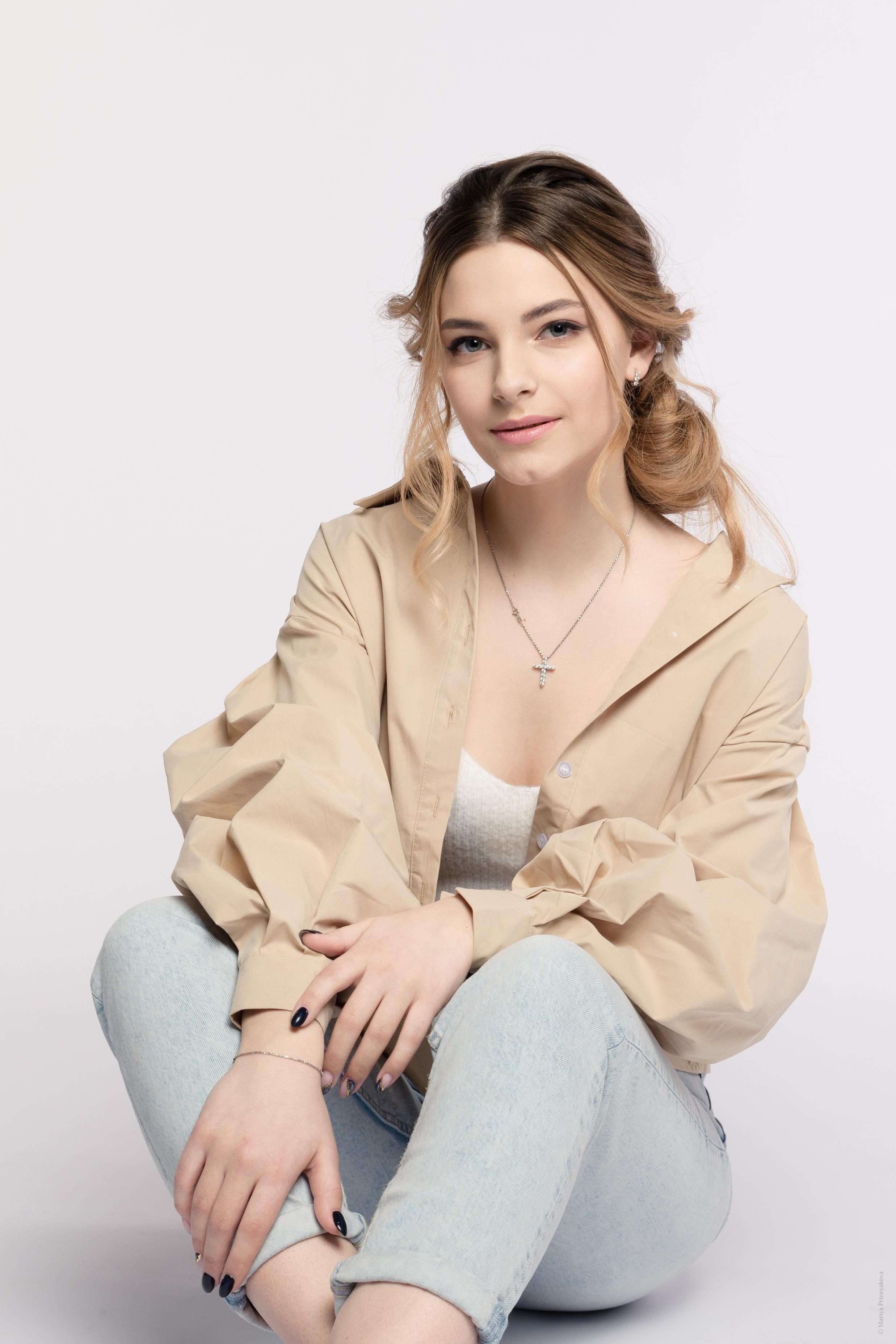 Фешн-съемка в студии. Семейный и индивидуальный фотограф Life style в Санкт-Петербурге Мария