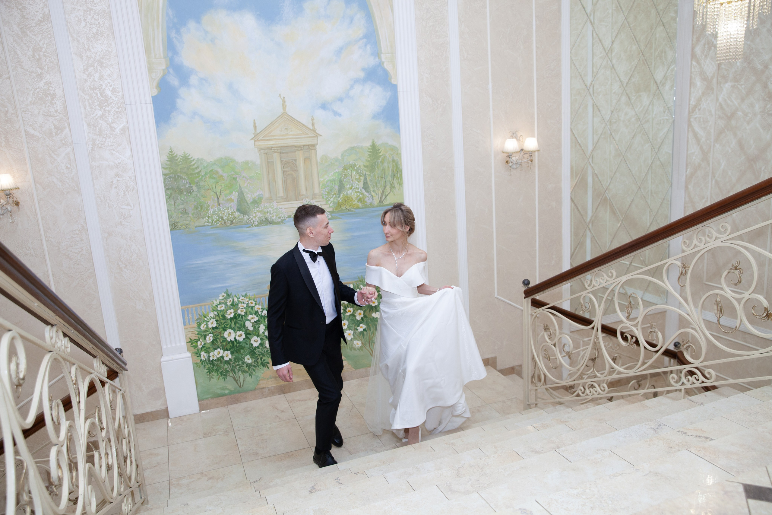 Свадебная фотосессия в отеле Ареал. Фотограф в Железнодорожном и Балашихе