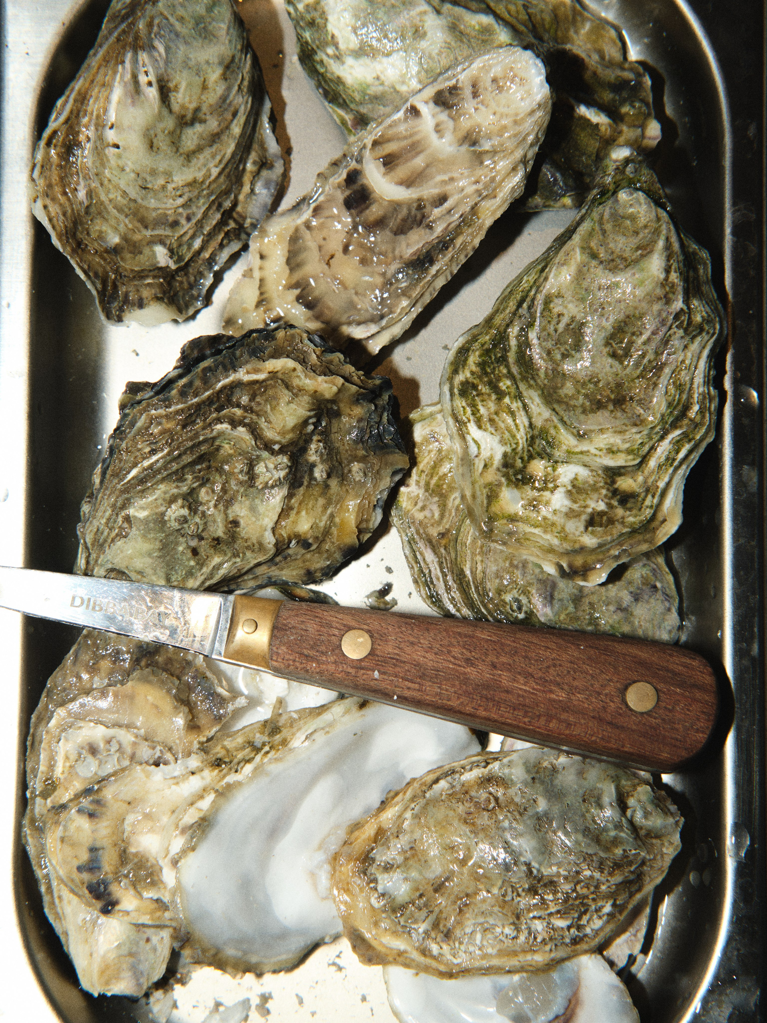 Charlie's bistro. Moi