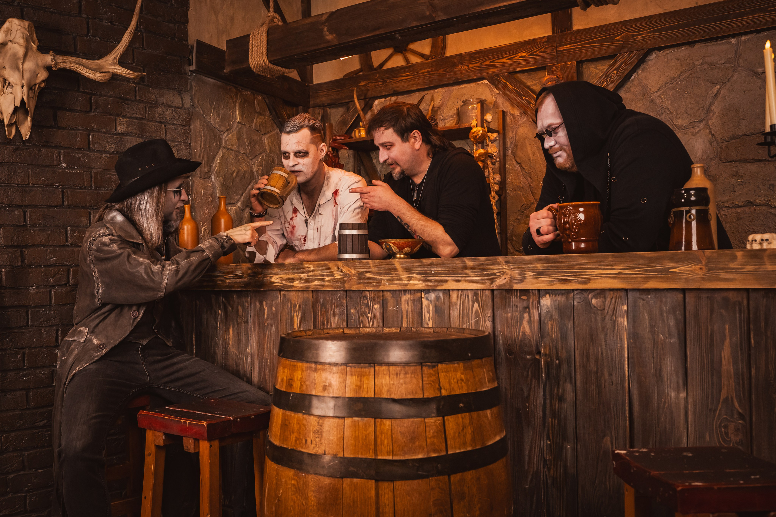 Группа NAGART в таверне. Репортажный фотограф Анастасия Рубцова