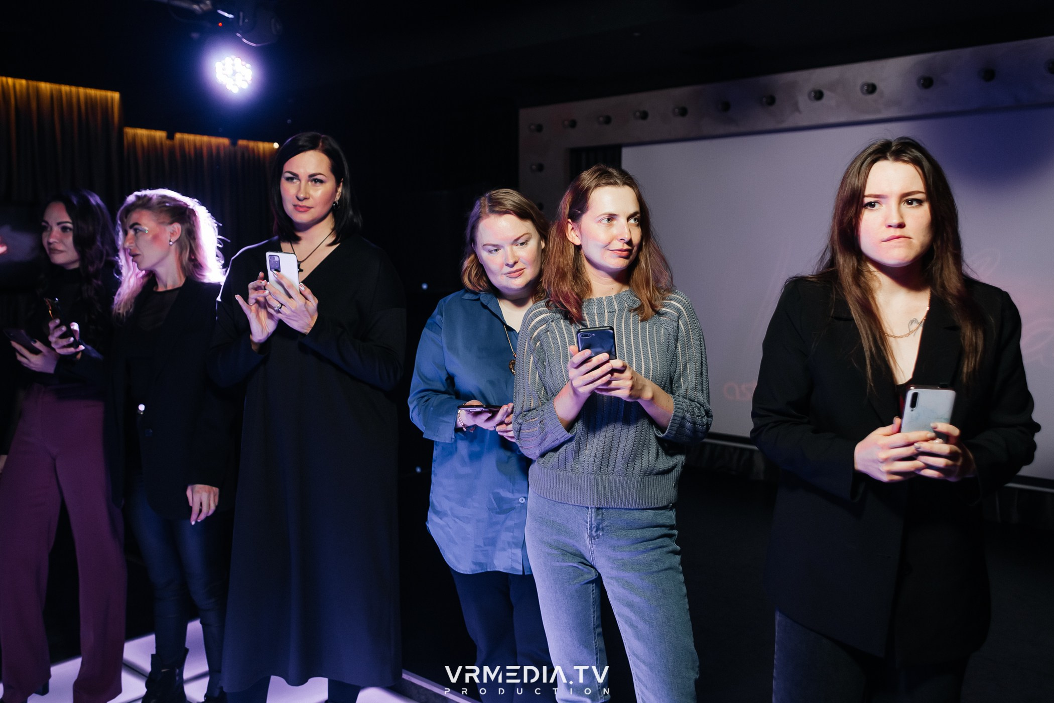 PARODY SHOW в караоке-баре «Volna»