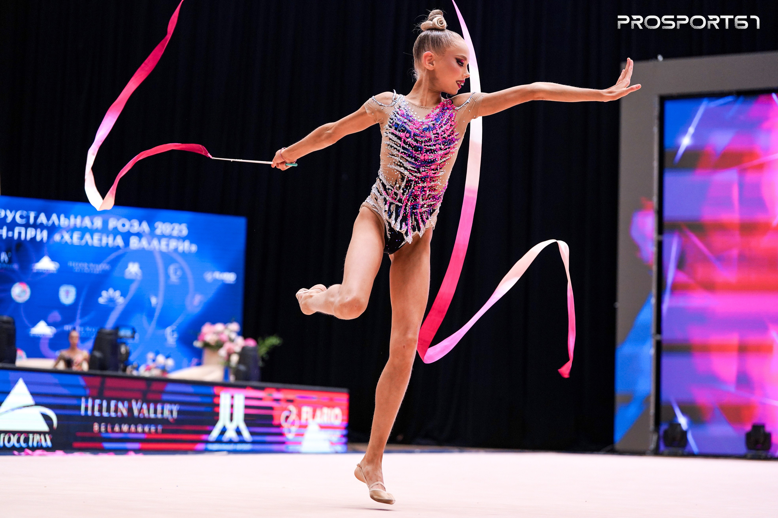 Ева Кононова. Хрустальная роза 2025 г.Минск. Спортивный фотограф Олег Медведев | prosport67 | Смоленск