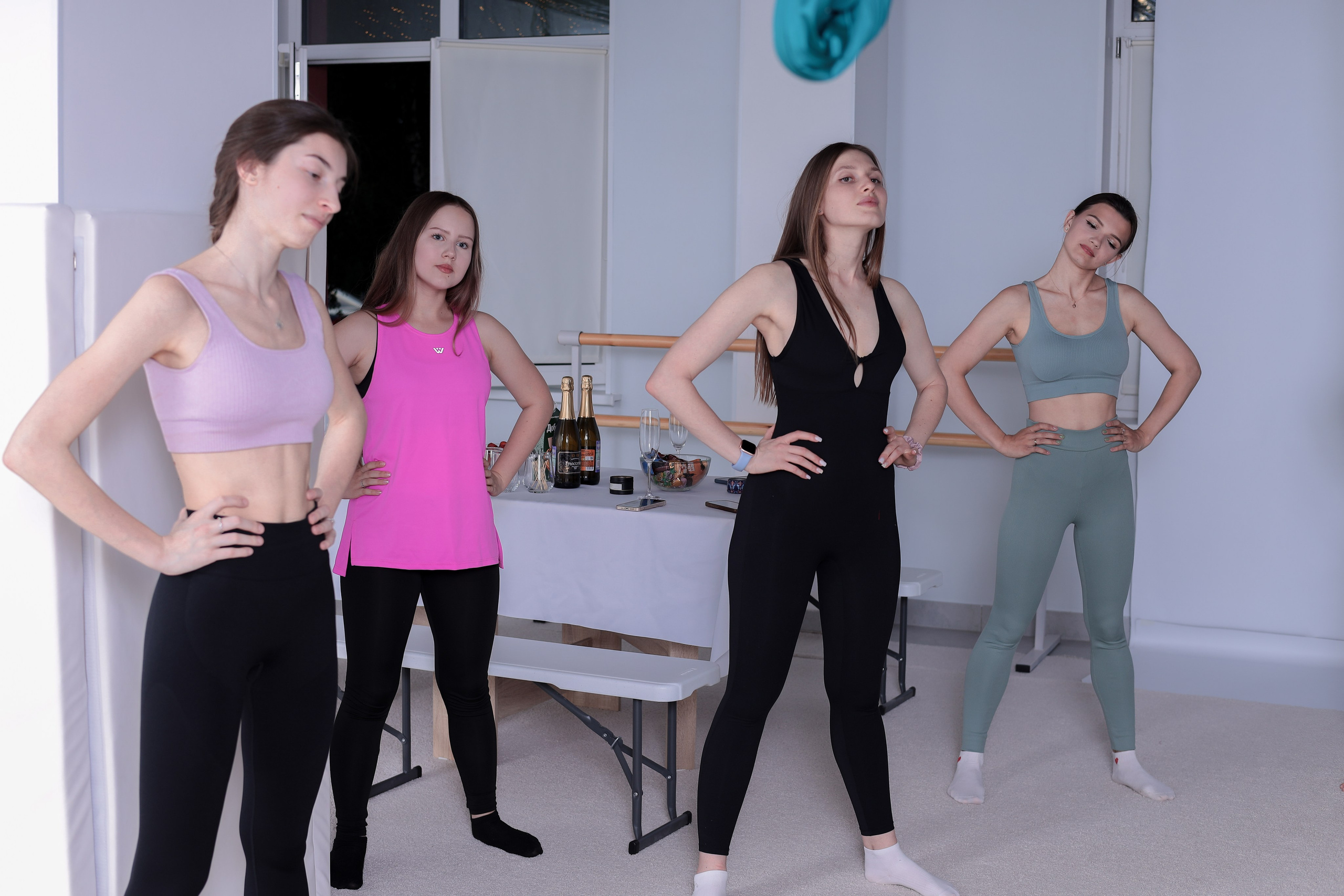 Арт-терапия + аэройога. Фотограф Надршина Лилия