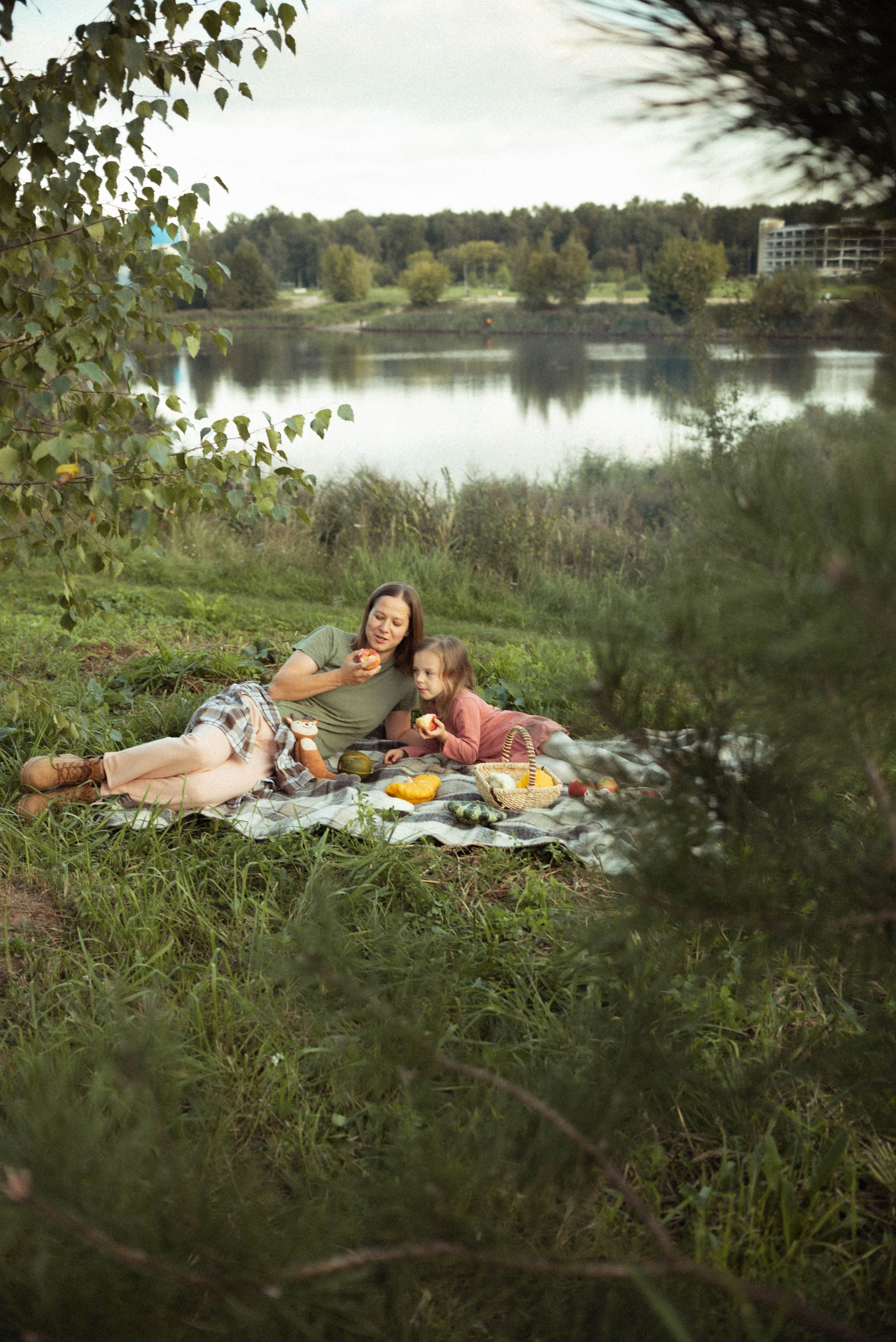 Семейная фотосессия на природе. Семейный фотограф в Железнодорожном Масаева Елена