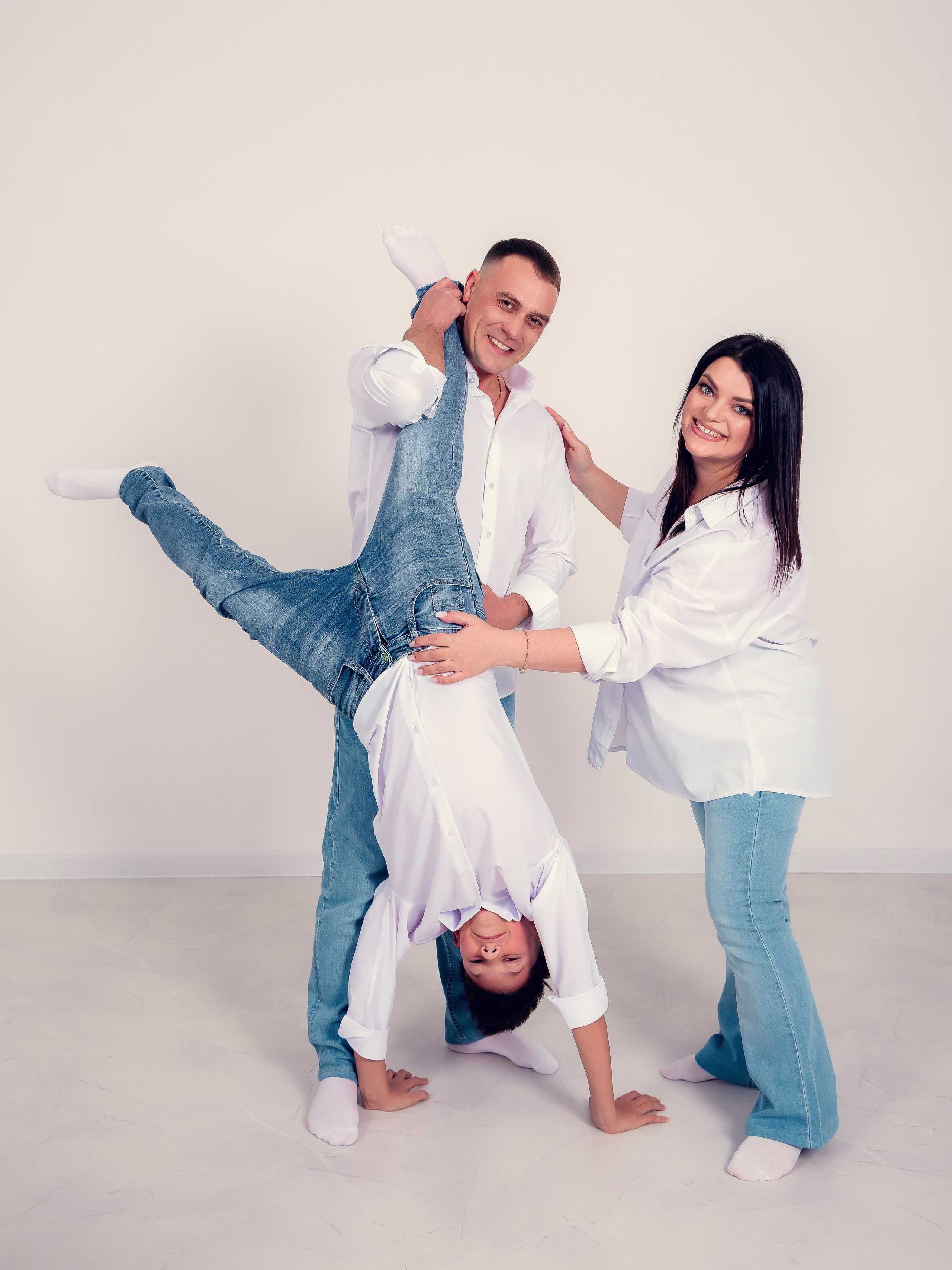 Семейная съёмка. Инга Кузьминская ТОП-фотограф г. Корсаков