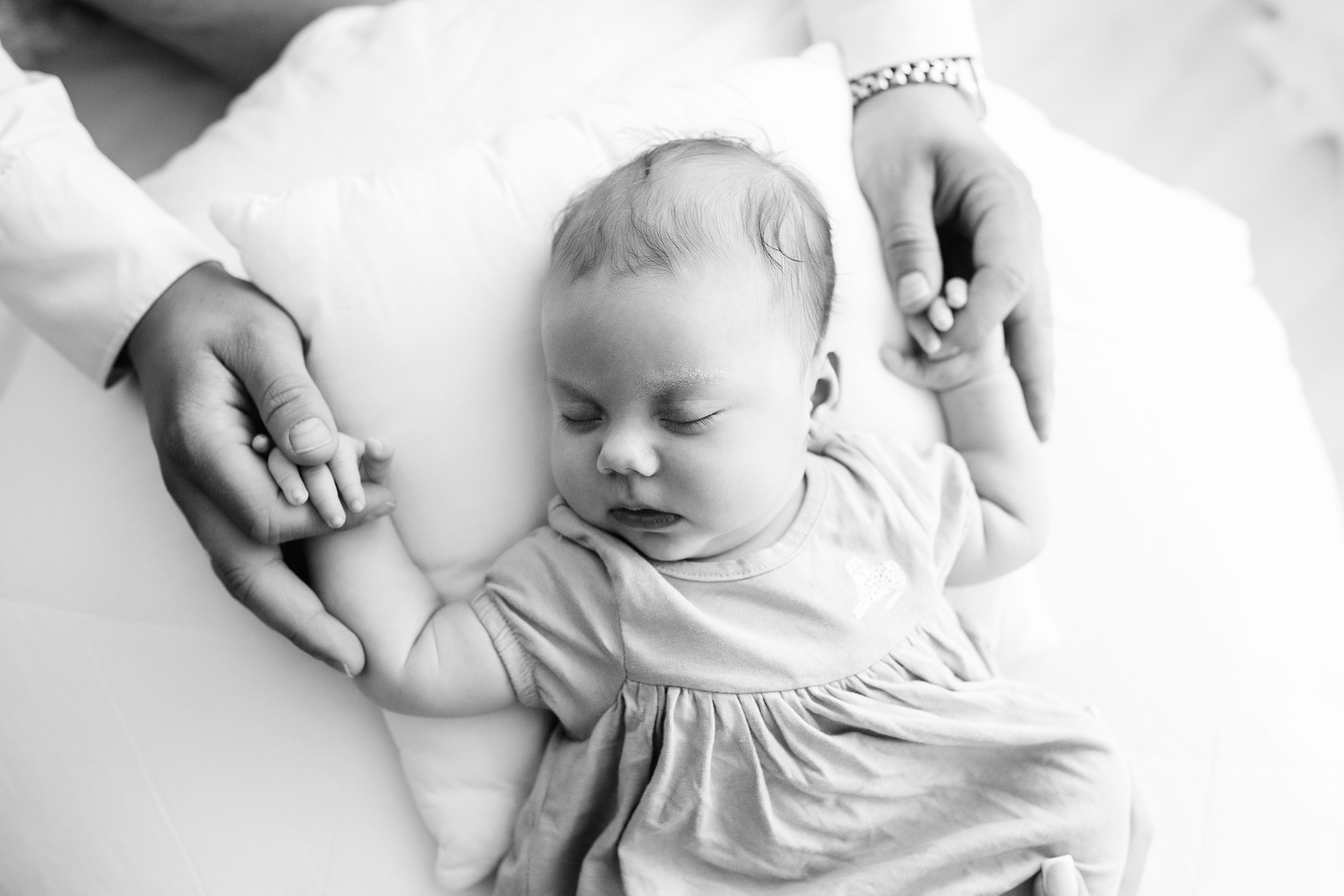 ЭМИЛИЯ. Фотограф новорожденных Оксана Полевская