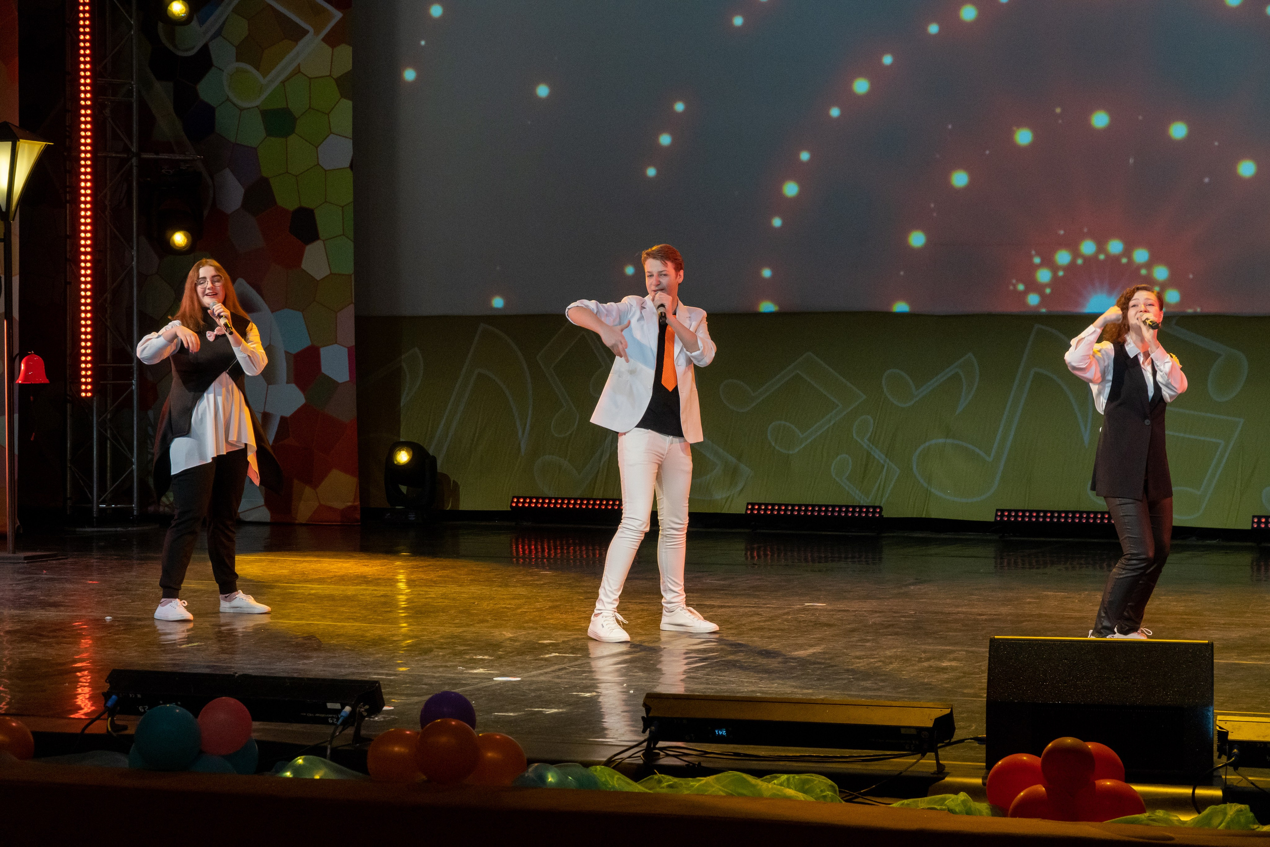 Съёмка концерта для Домисольки, большой концертный зал Космос. «Студия DRONAVT`s» — видеосъёмка и фотография г. Москва