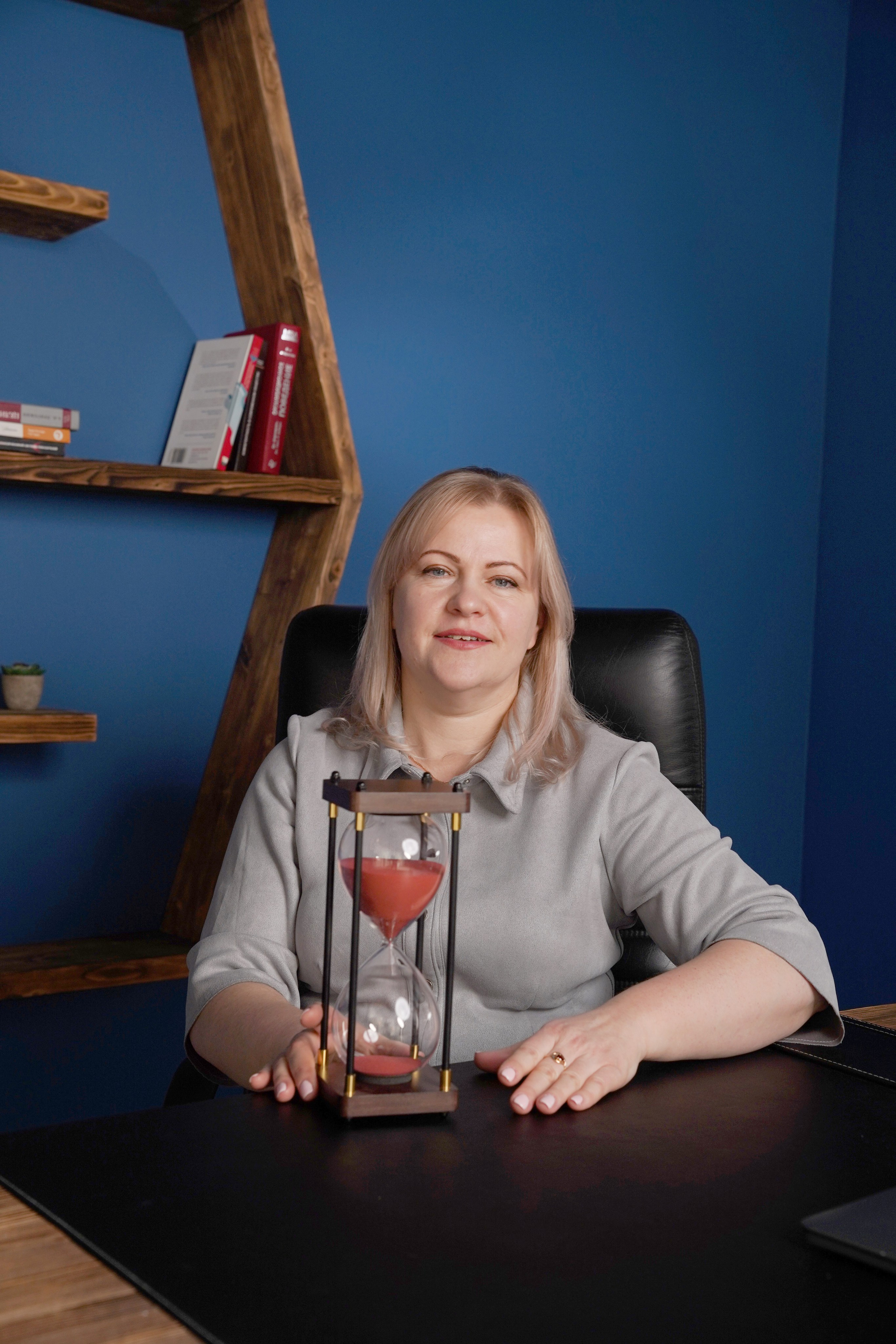 Фотограф в студию  контент, семейный,  портретный и репортажный. Студийный и портретный фотограф в САНКТ-ПЕТЕРБУРГЕИрина Махаон