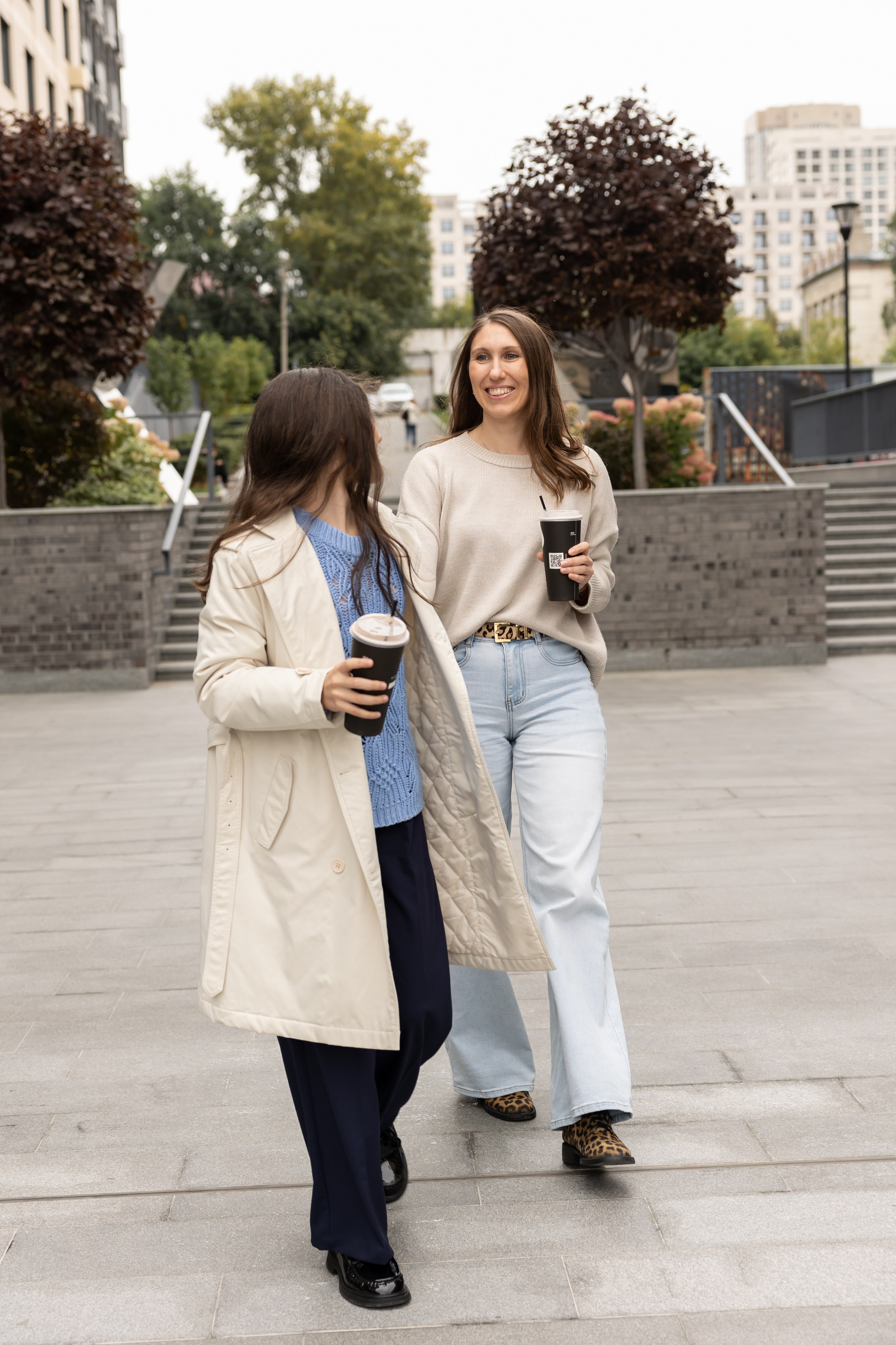 Марина и Яна. Семейный и женский фотограф, стильный репортаж в г. Новосибирск