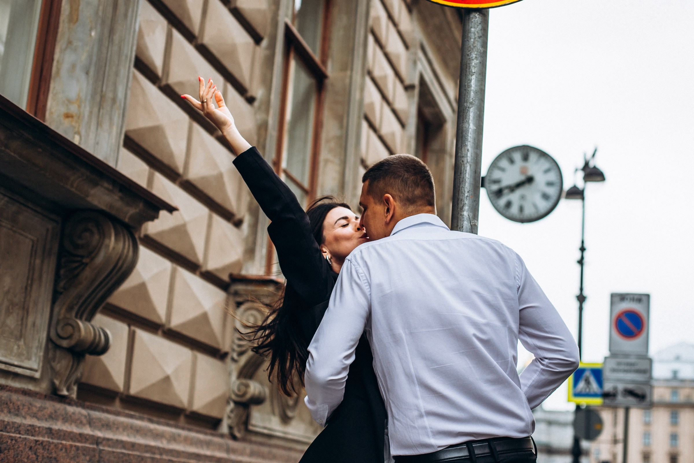 Антон и Ольга в июне. Фотопрогулка в Петербурге. Индивидуальный и семейный фотограф в Санкт-Петербурге