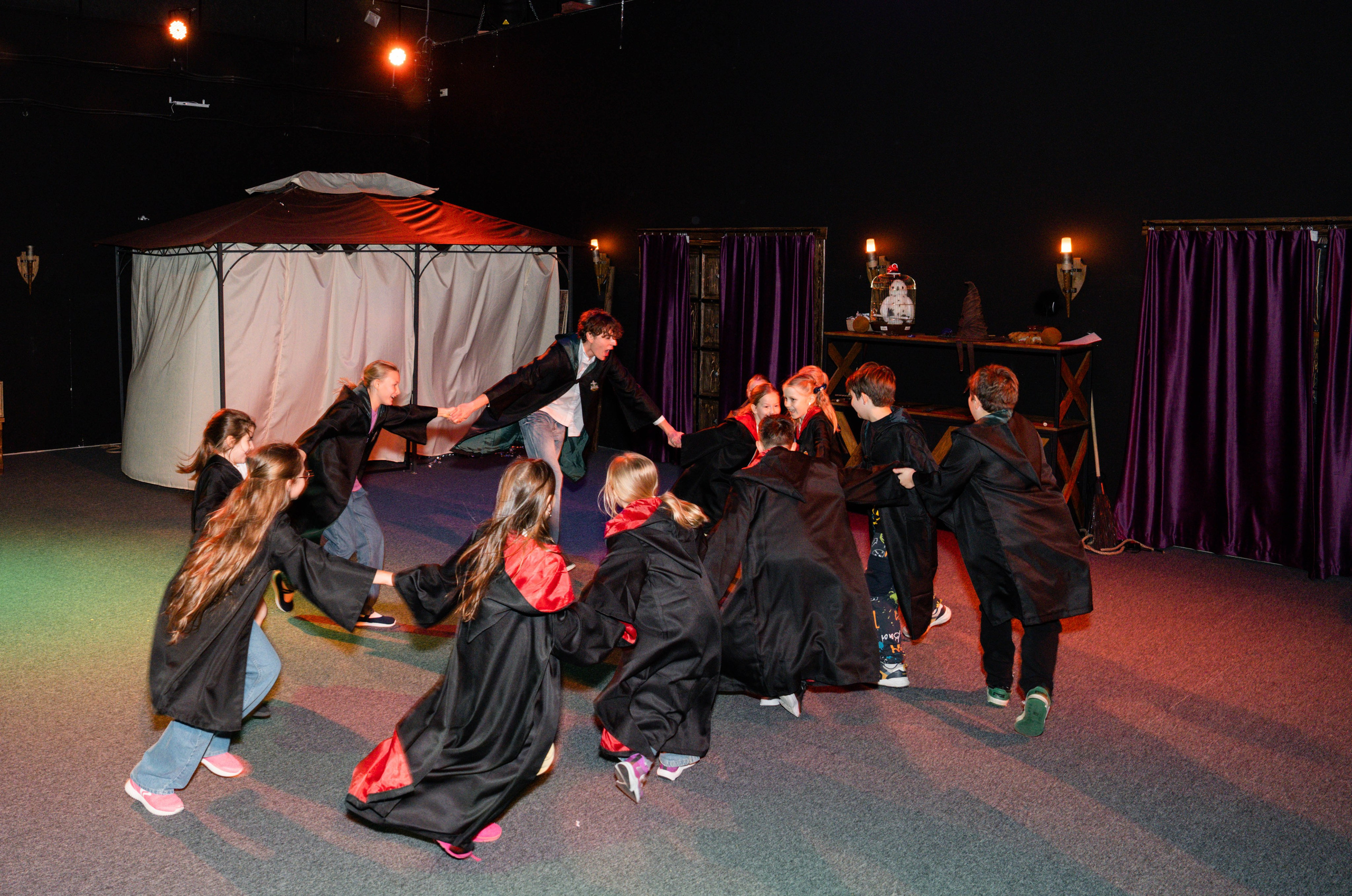 В гостях у Гарри Поттера. Крамер Юлиана детский и семейный фотограф