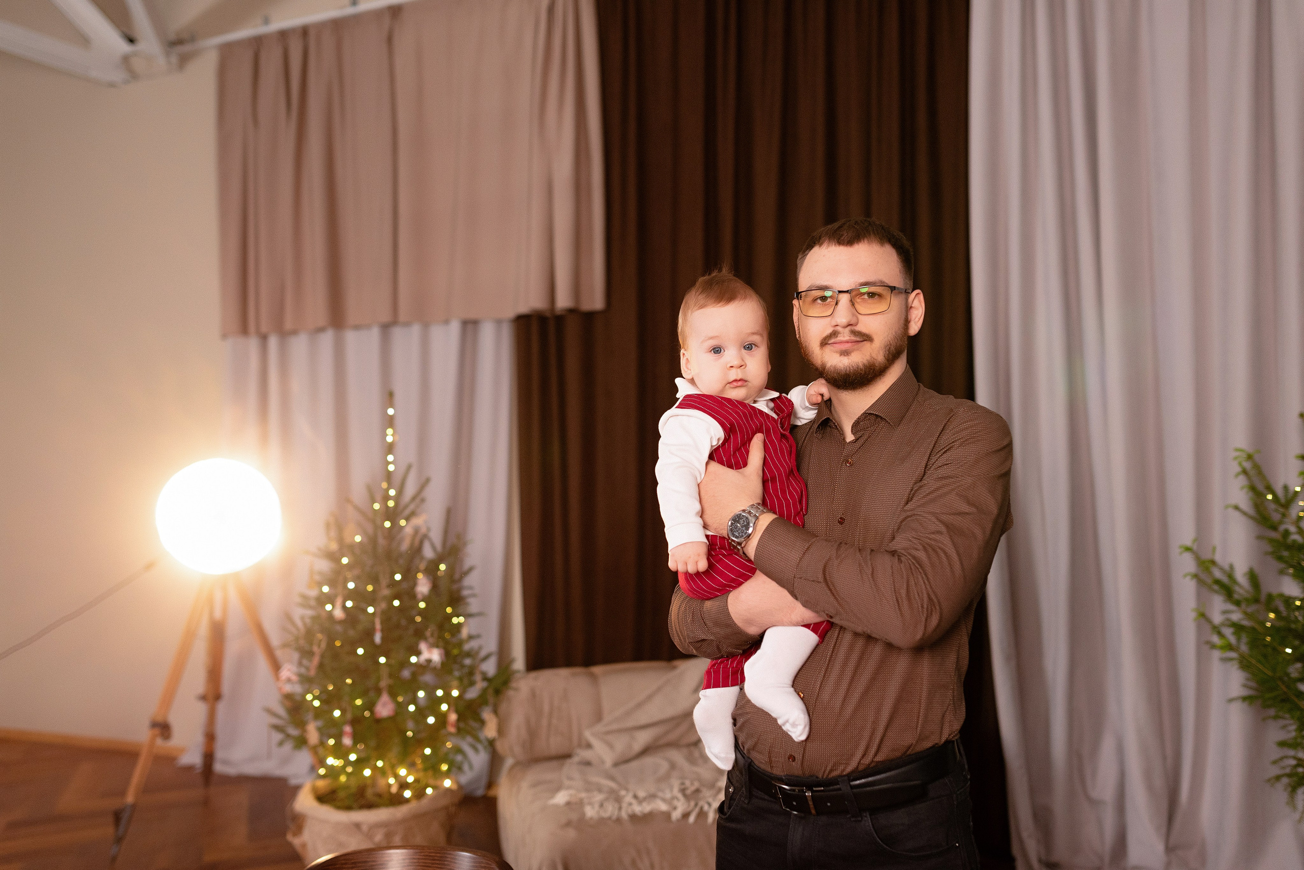 Семейная фотосессия в фотостудии Формат. Детский и семейный фотограф в Сургуте и Нефтеюганске Анна Старцева