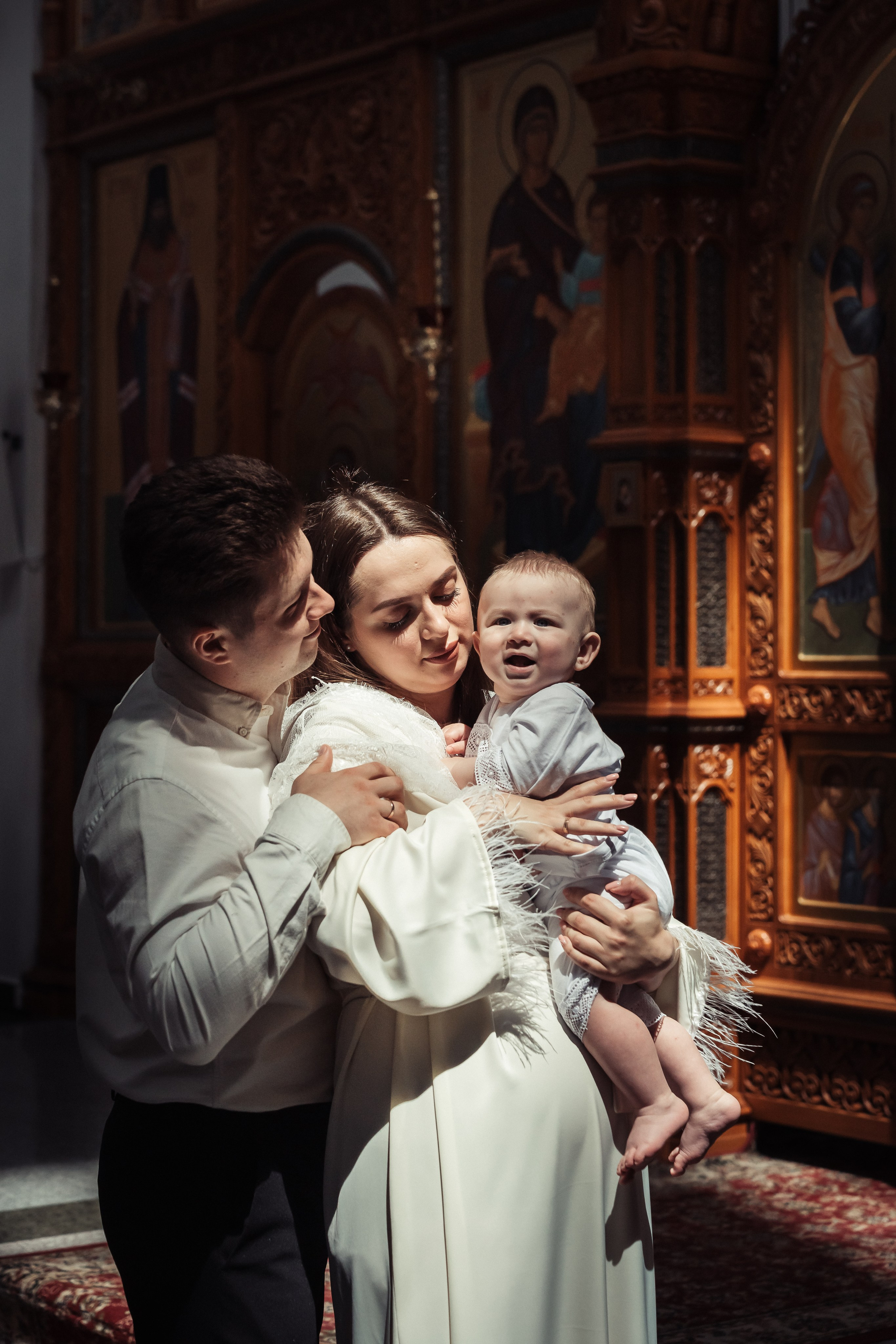 Крещение Руслана. Храм на Домостроителей. Фотограф для семей и экспертов в г. Воронеж Ирина Круглова