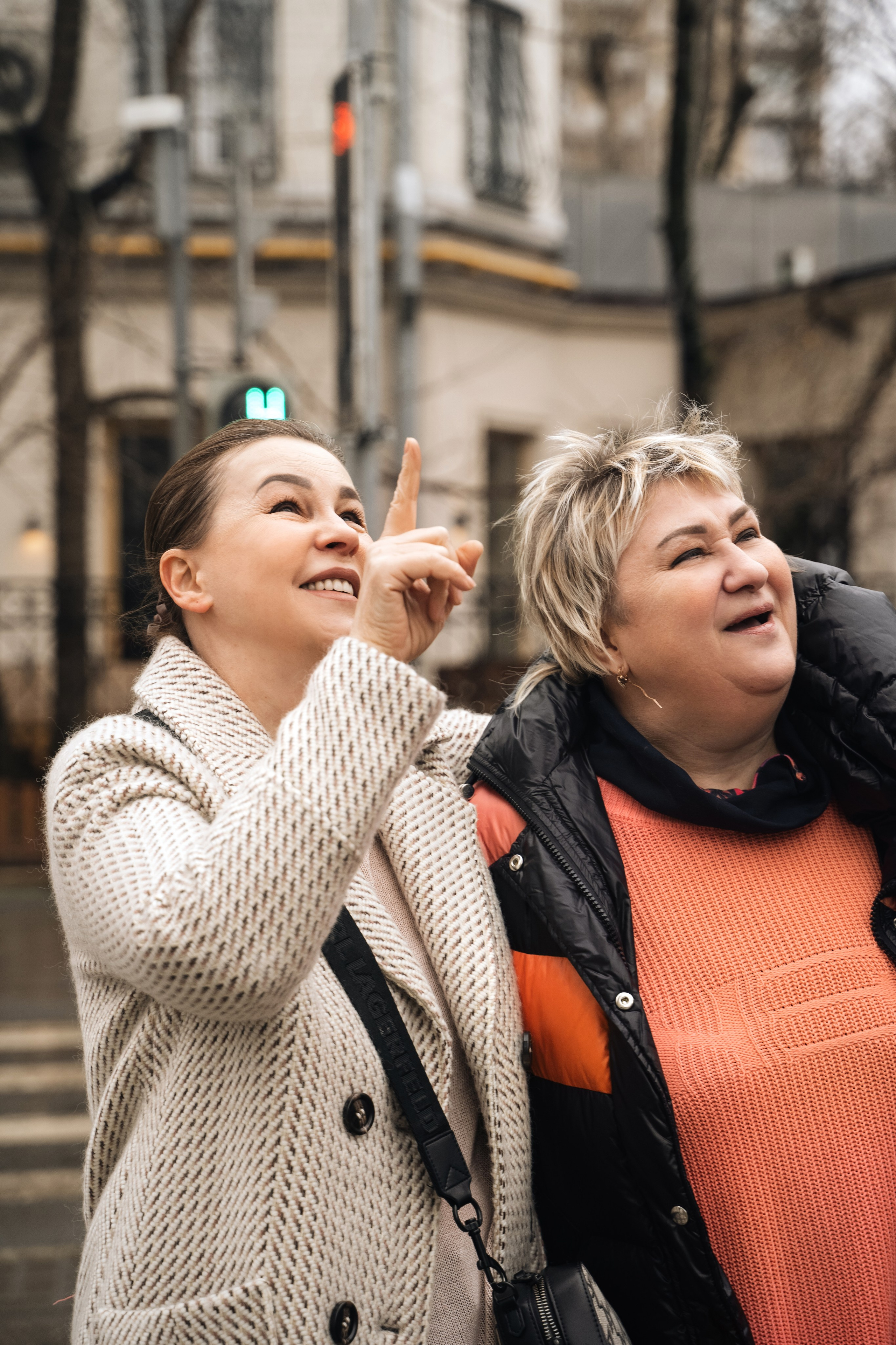 FRIENDS story Надежда + Ирина. Контент фотограф в Москве Кулич Настя