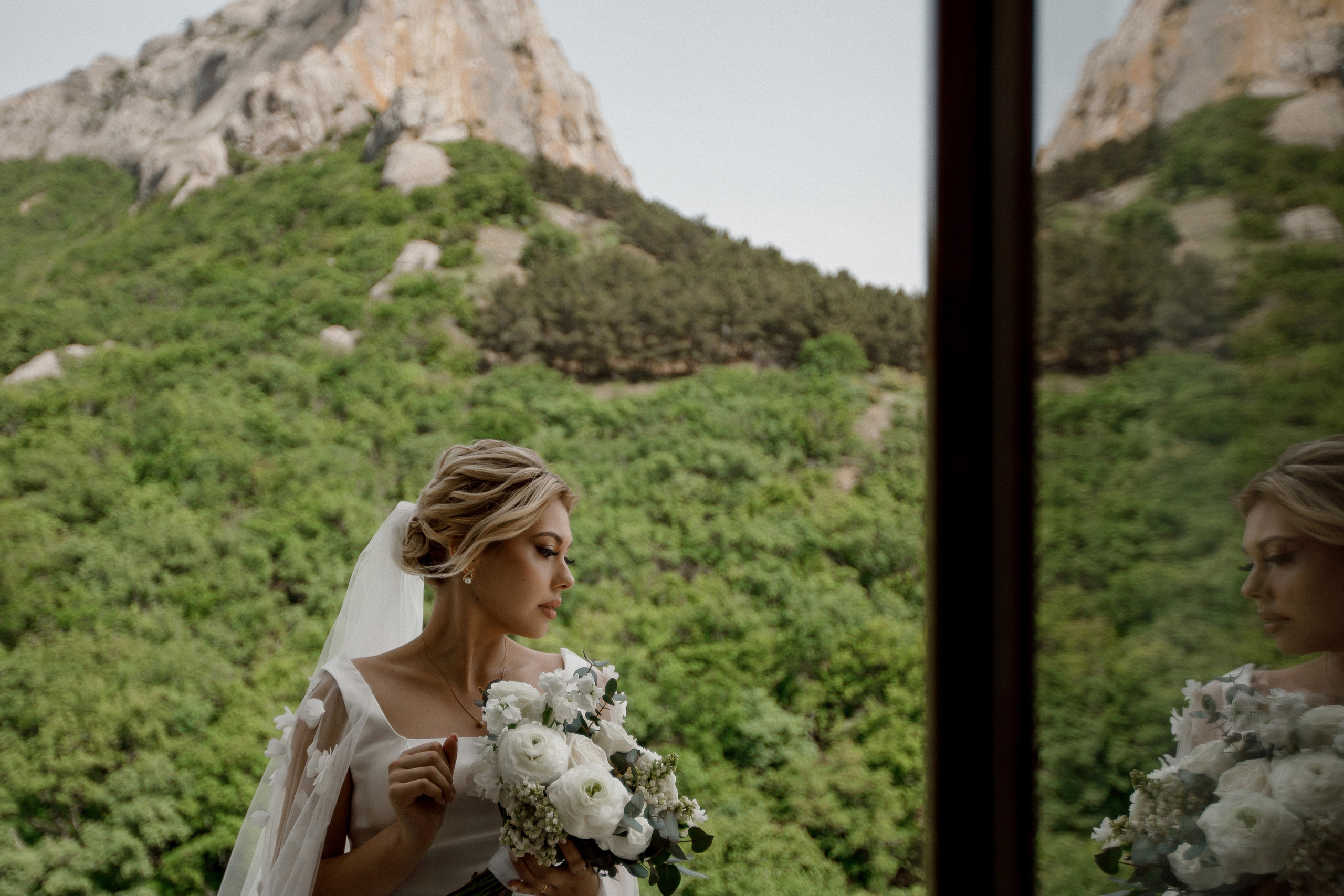 Денис и Алина. Белый замок. Фотограф Анна Лейман. Севастополь