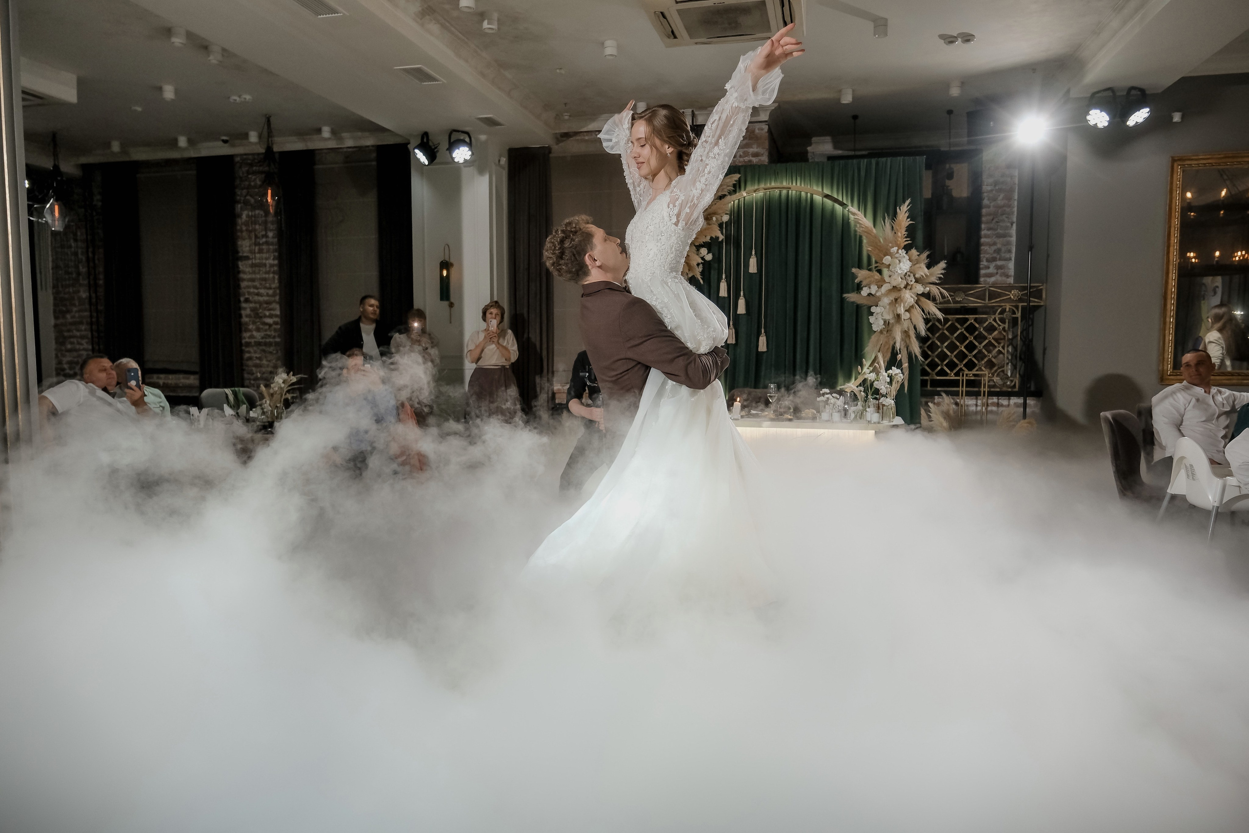 Свадебный фотограф в Омске Николай Рождественский. Профессиональный фотограф Николай Рождественский. Москва, Омск, Тюмень