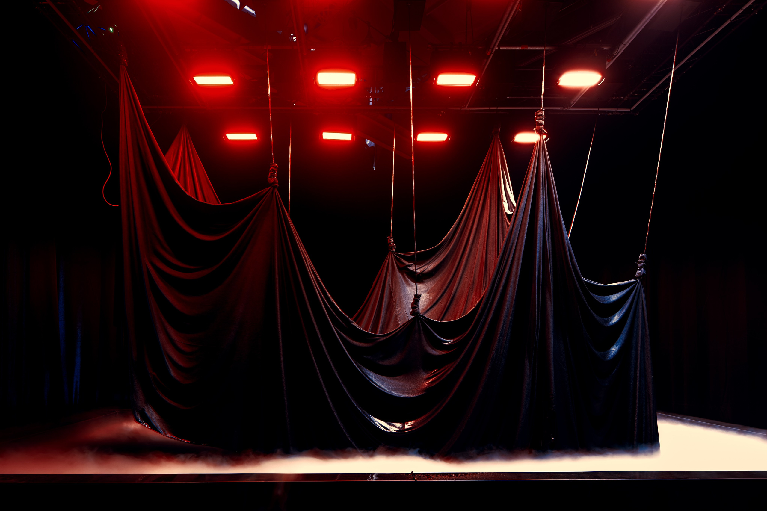 INTERVALS.EXHIBITION. @tomrus: Рустам Шагиморданов — фотограф