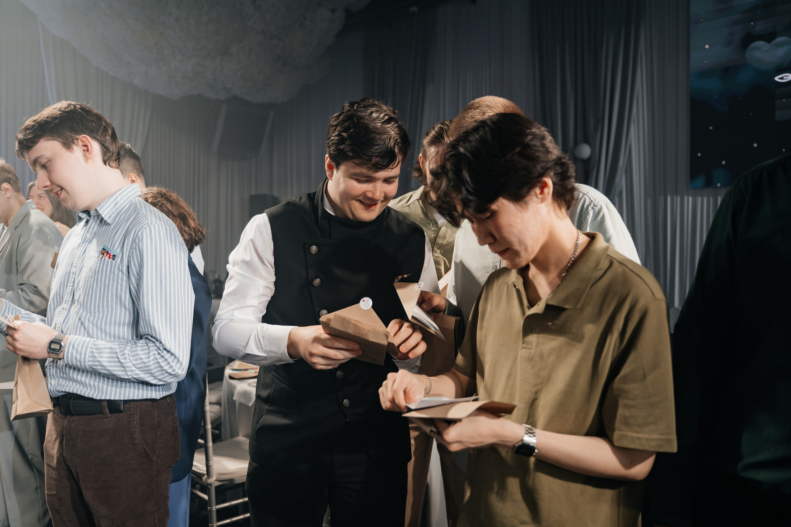 Wedding «Laugh and cry». Свадебные фотограф и видеограф Наталья и Анатолий Новиковы СПб