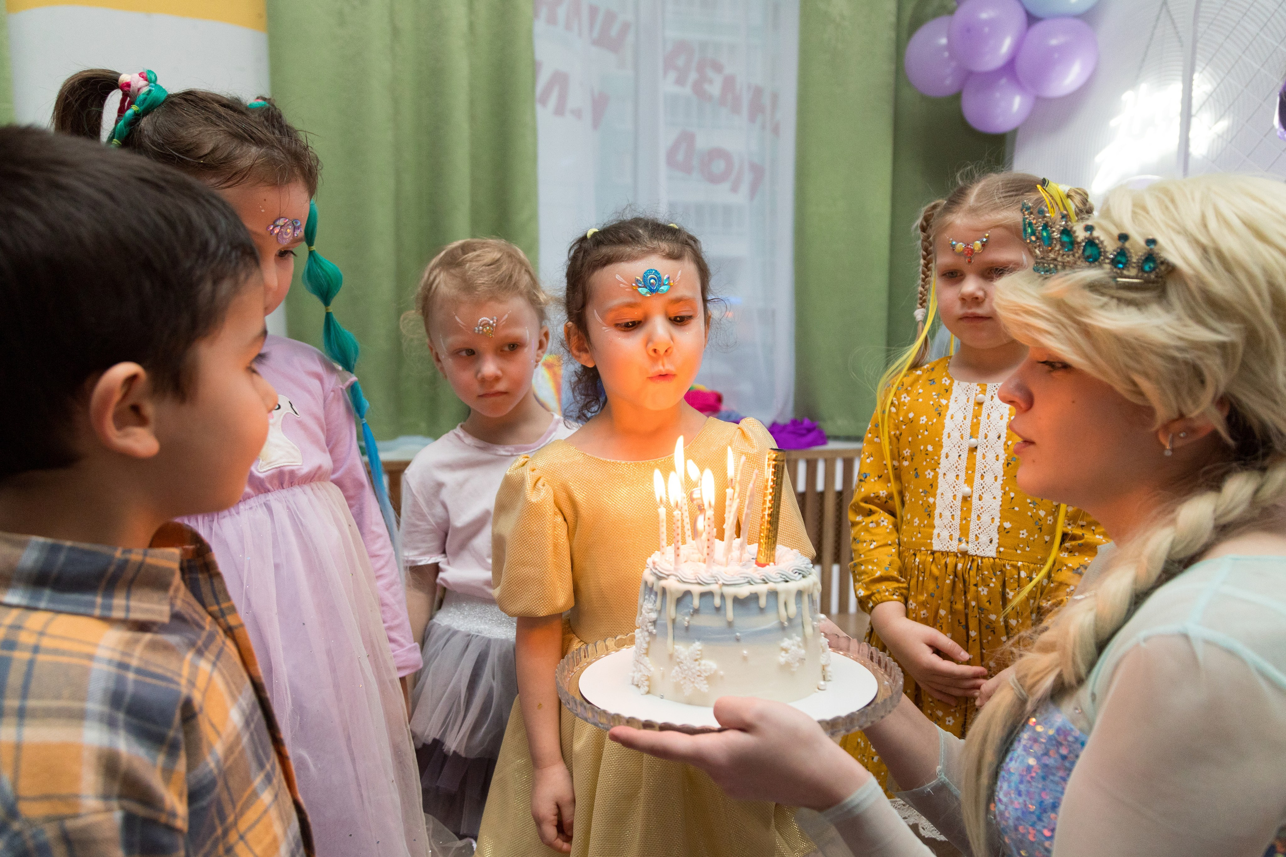 День рождения Валерии в Avocado Friends, 5 лет. Детский и контент фотограф Надя Волкова Санкт-Петербург