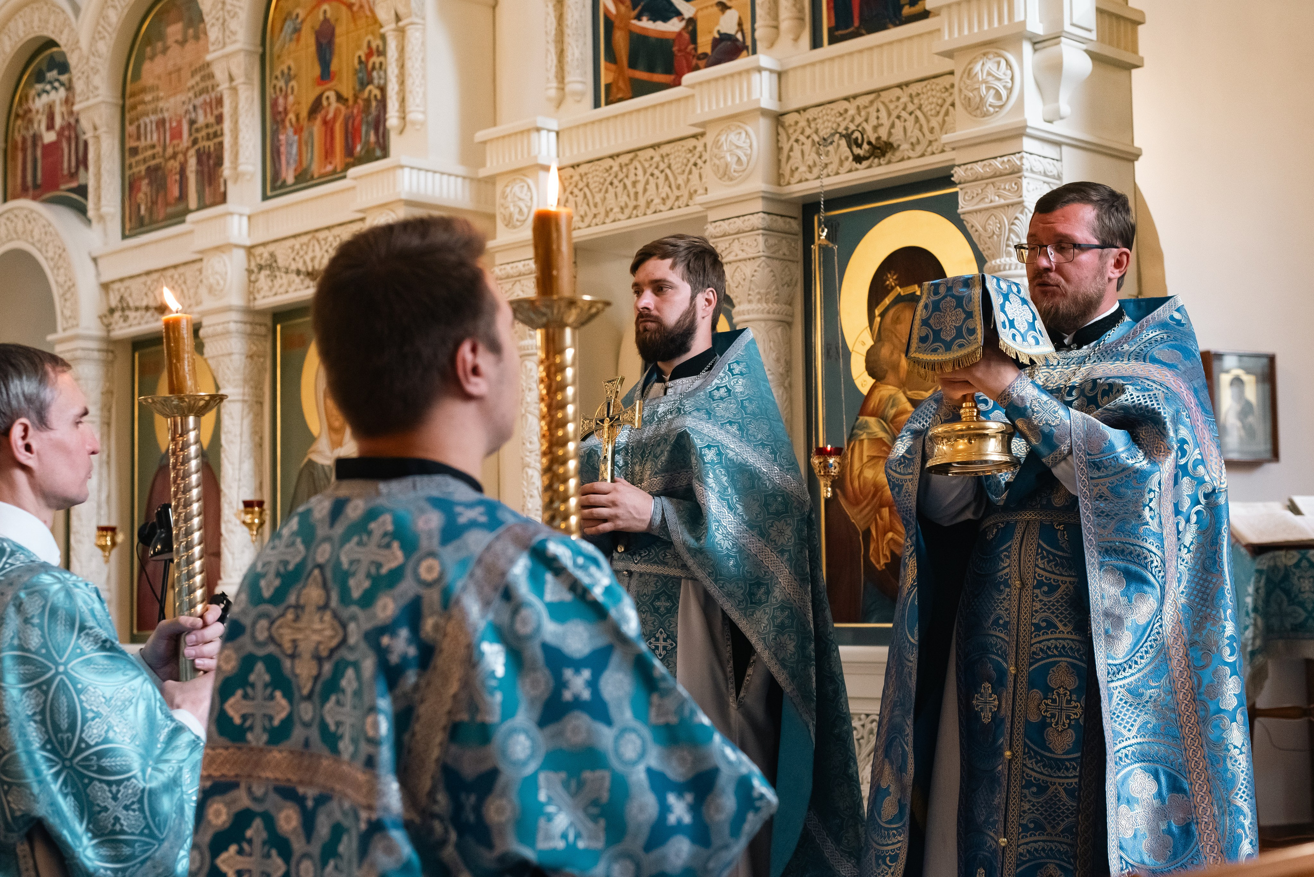 Храм Андрея Боголюбского, служба с участием войск РХБ защиты. Фотограф, визажист. Москва