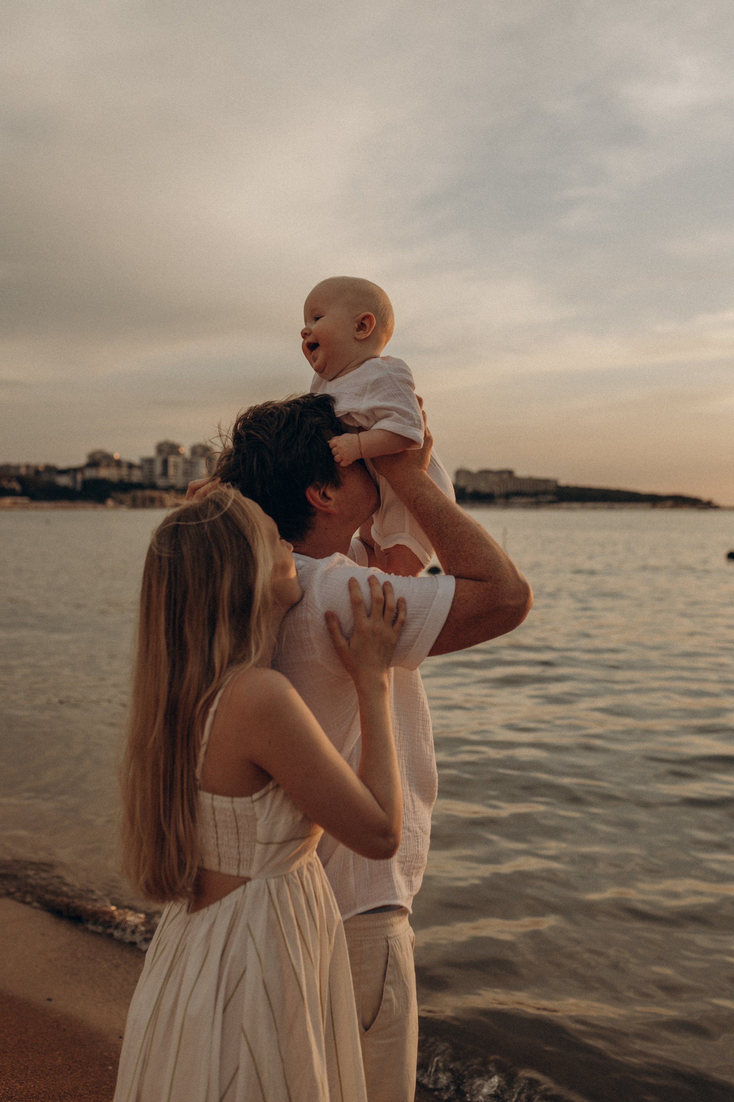 Антон Таня и Даня. Семейный фотограф в Новороссийске и Анапе Александра Яковлева
