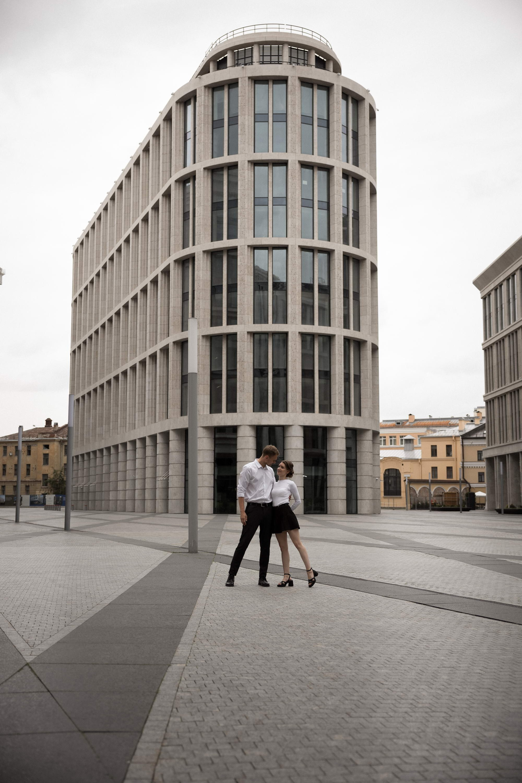 Лавстори в городе. Свадебный фотограф Игорь Брундасов 8PHOTO на свадьбу венчание загс СПб