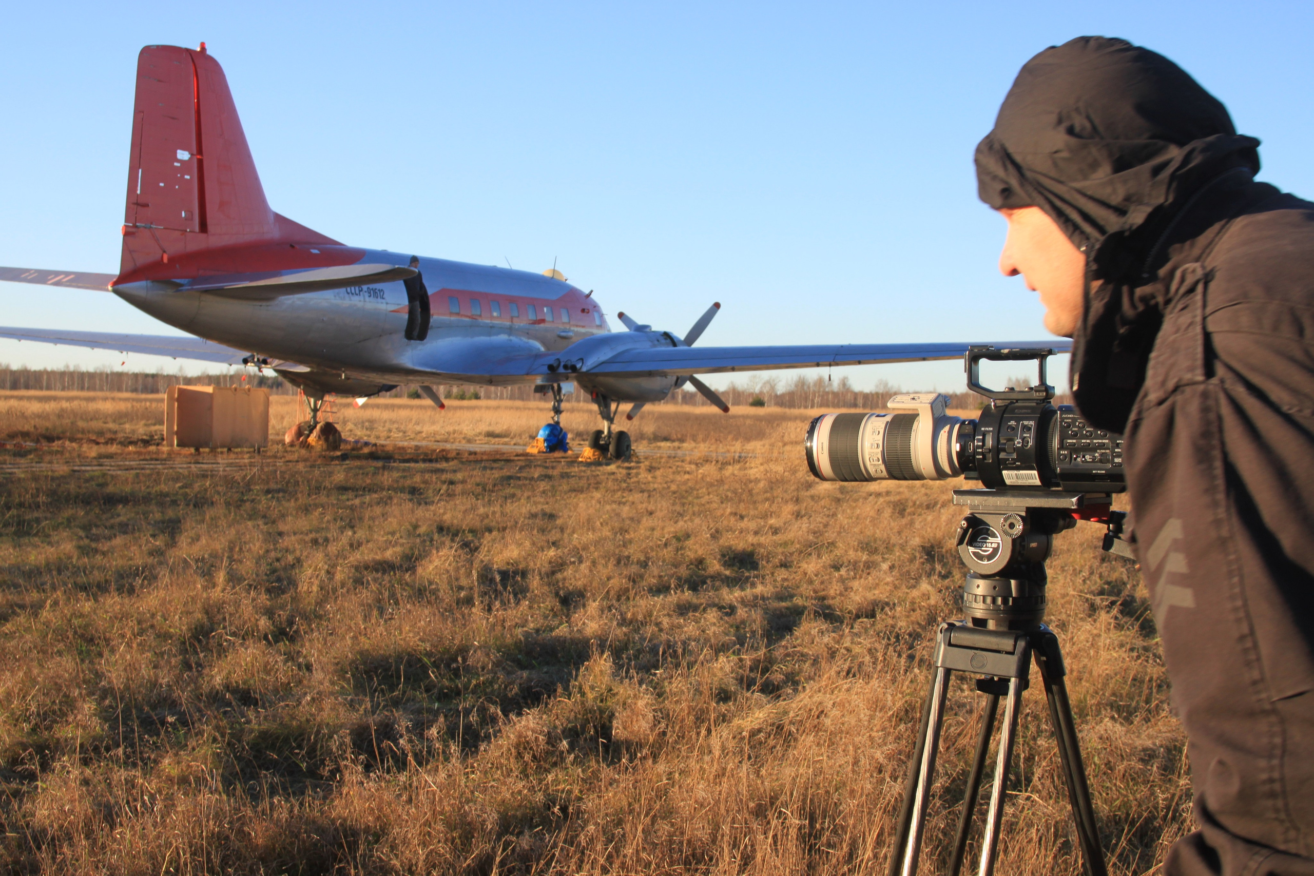 Передача «На Пределе» с Александром Колтовым (2013 г.). Авиационная техника для кино, рекламы и фотосессий