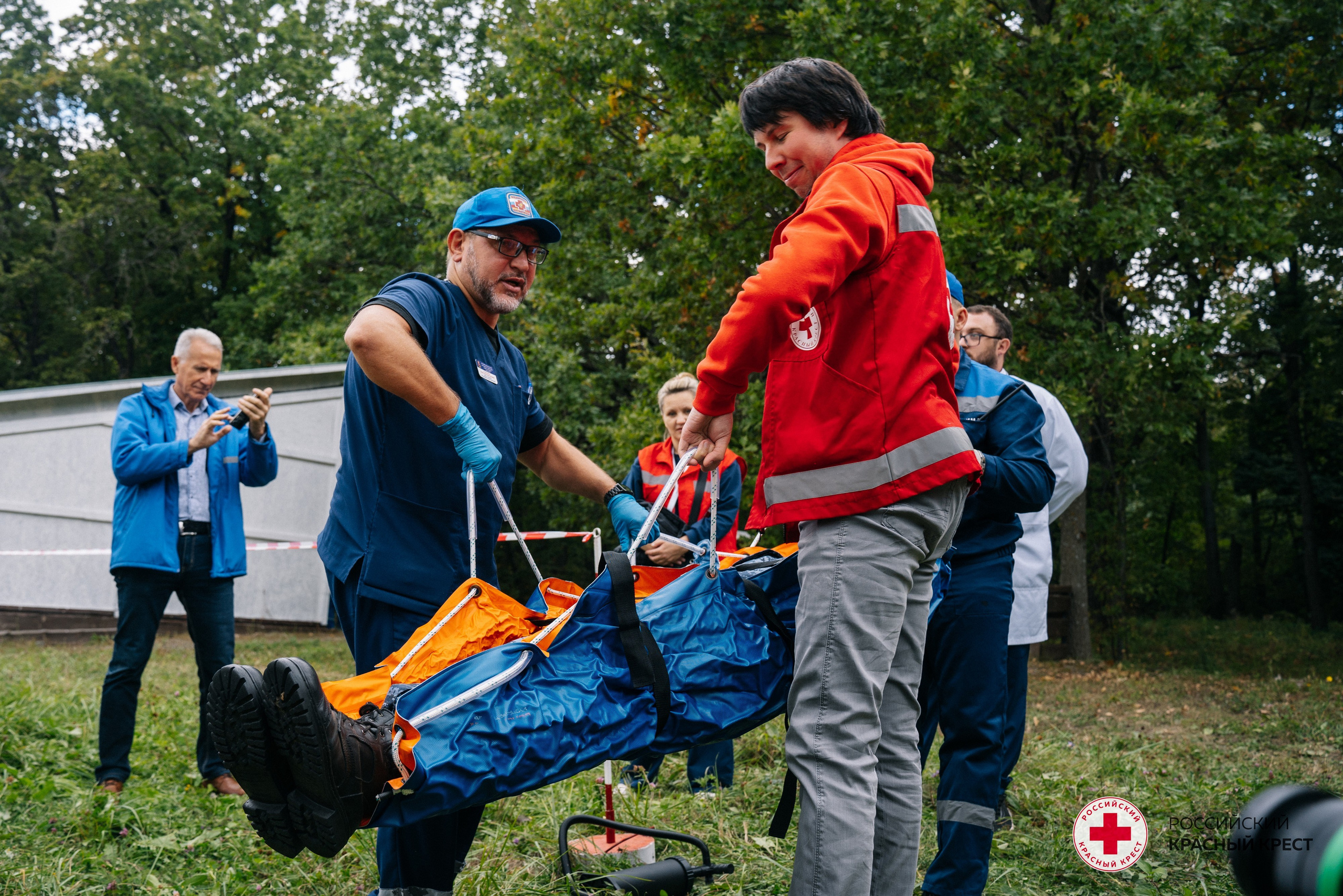 Красный крест | Дегас, медвежья берлога. Фотограф в Воронеже Ольга Космодемьянская