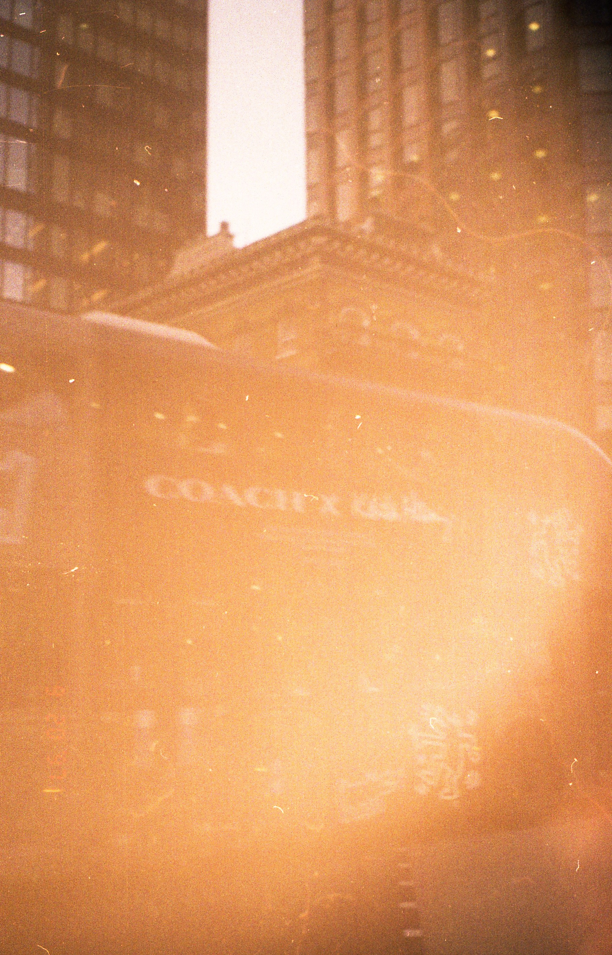 Analog London. Iraogo