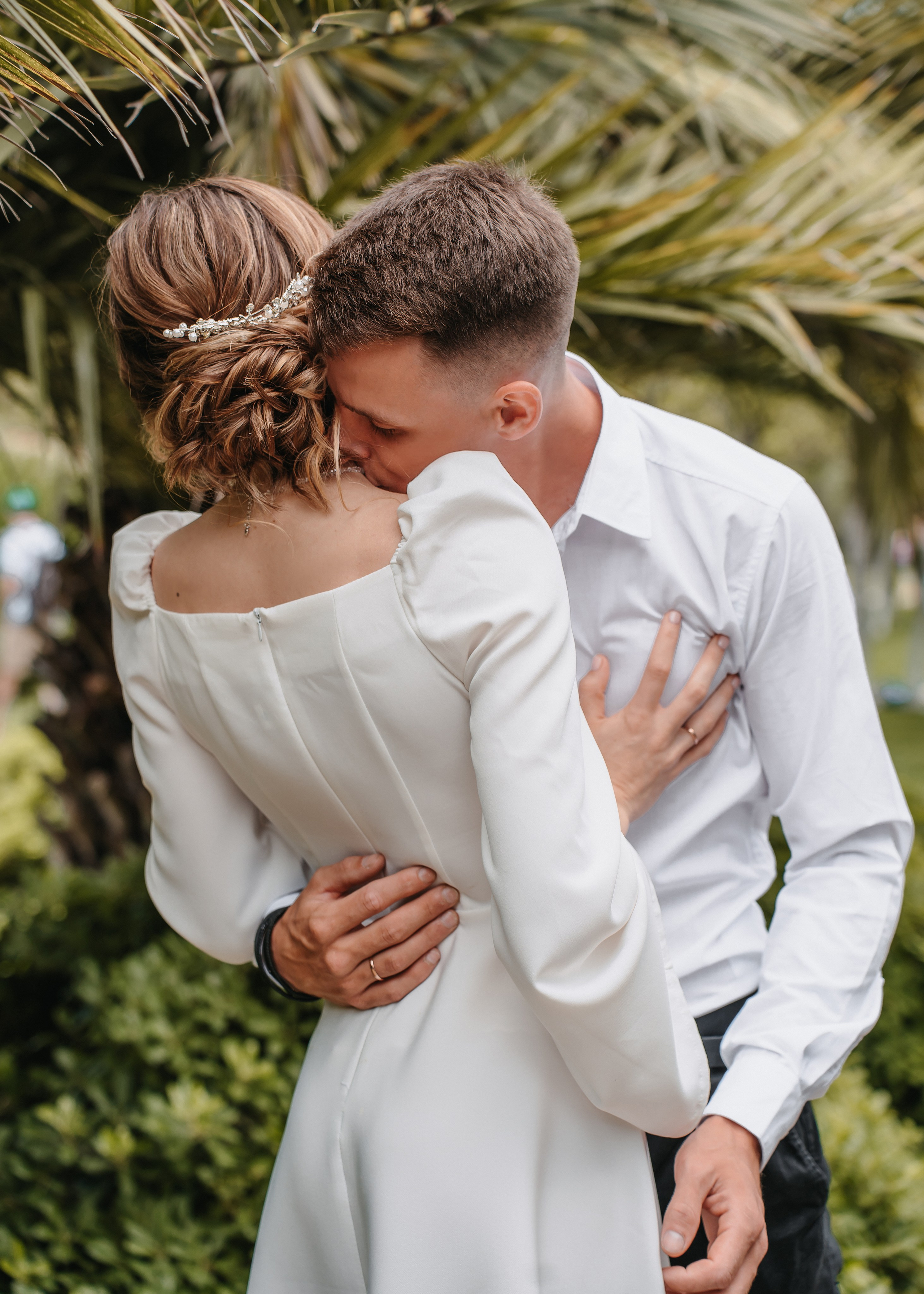 Свадебная фотосессия на море и в горах в Сочи. Алина Бернд — свадебный и индивидуальный фотограф в Сочи и Адлере