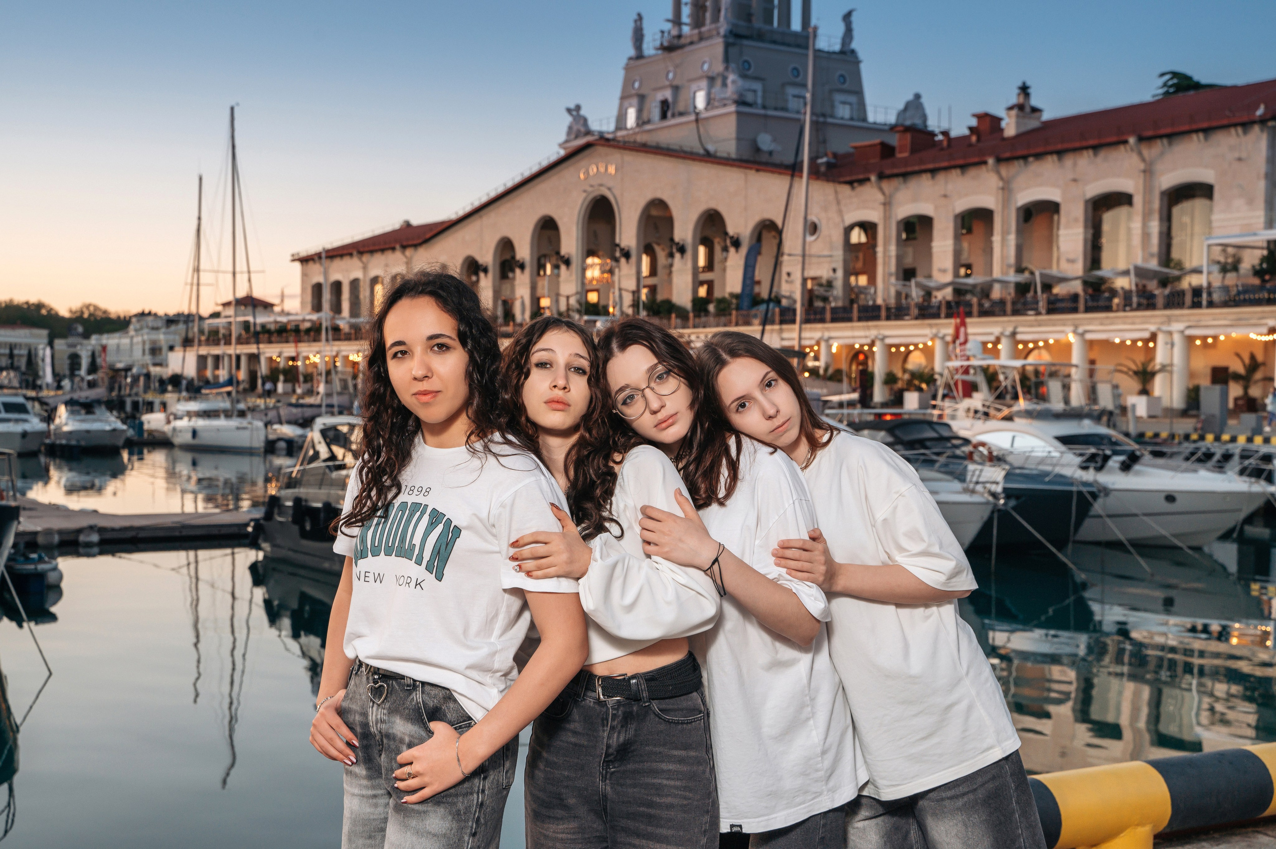 9-11 классы. Выпускные альбомы в Сочи Сюткина Наталья