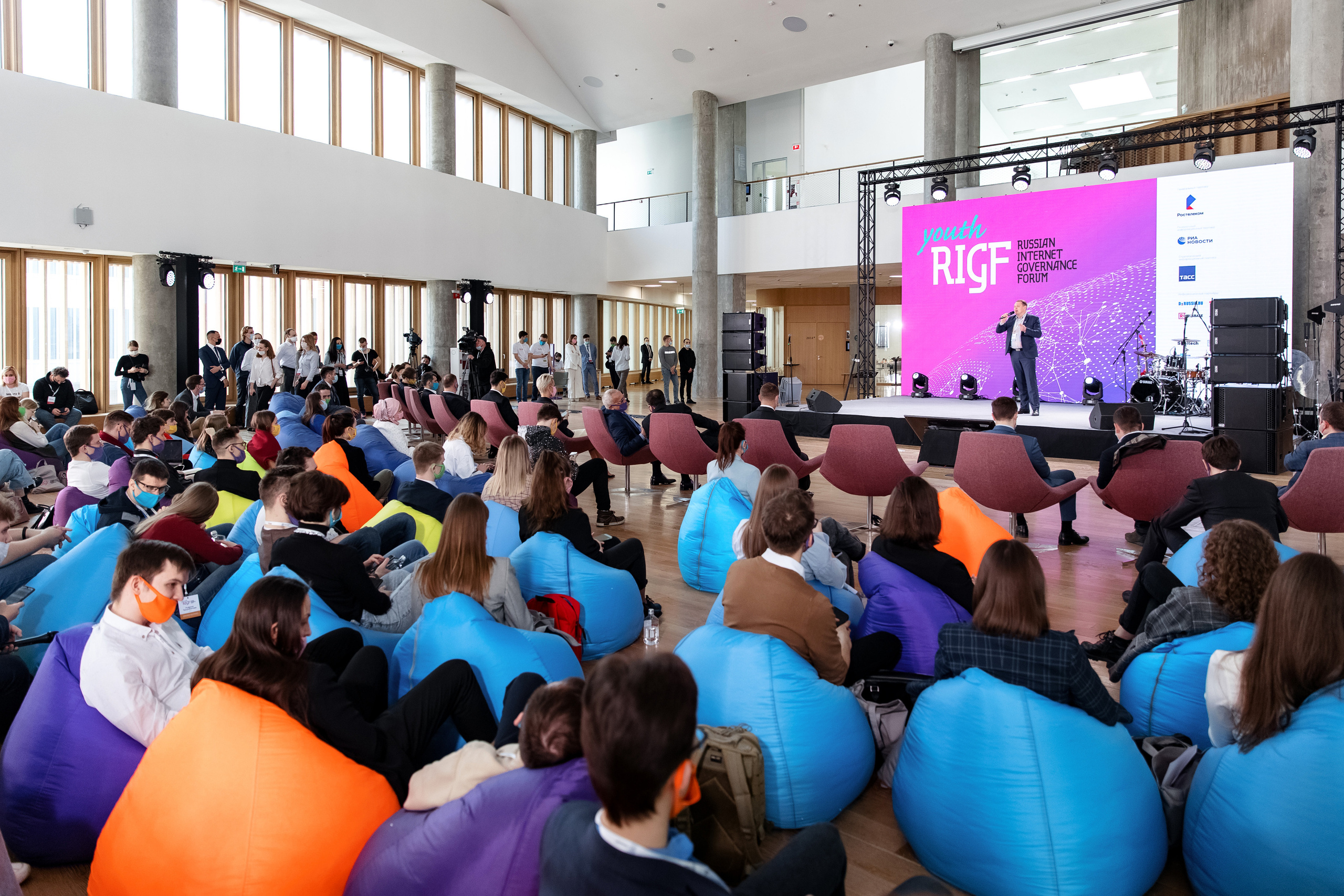 Youth RIGF. Сколково (1). Свадебный репортажный фотограф в Москве