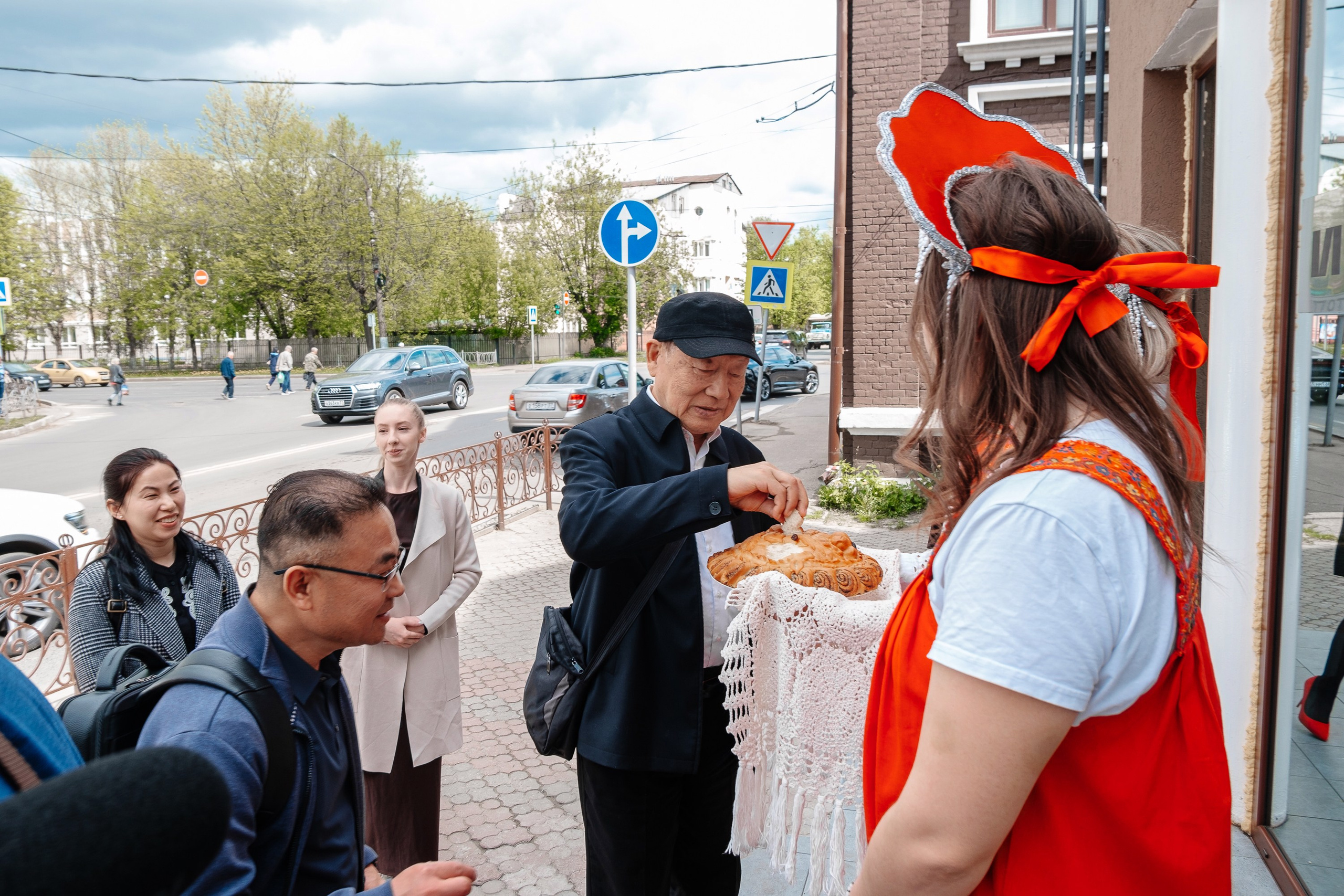 Делегация Китая в Ивановской текстильной компании