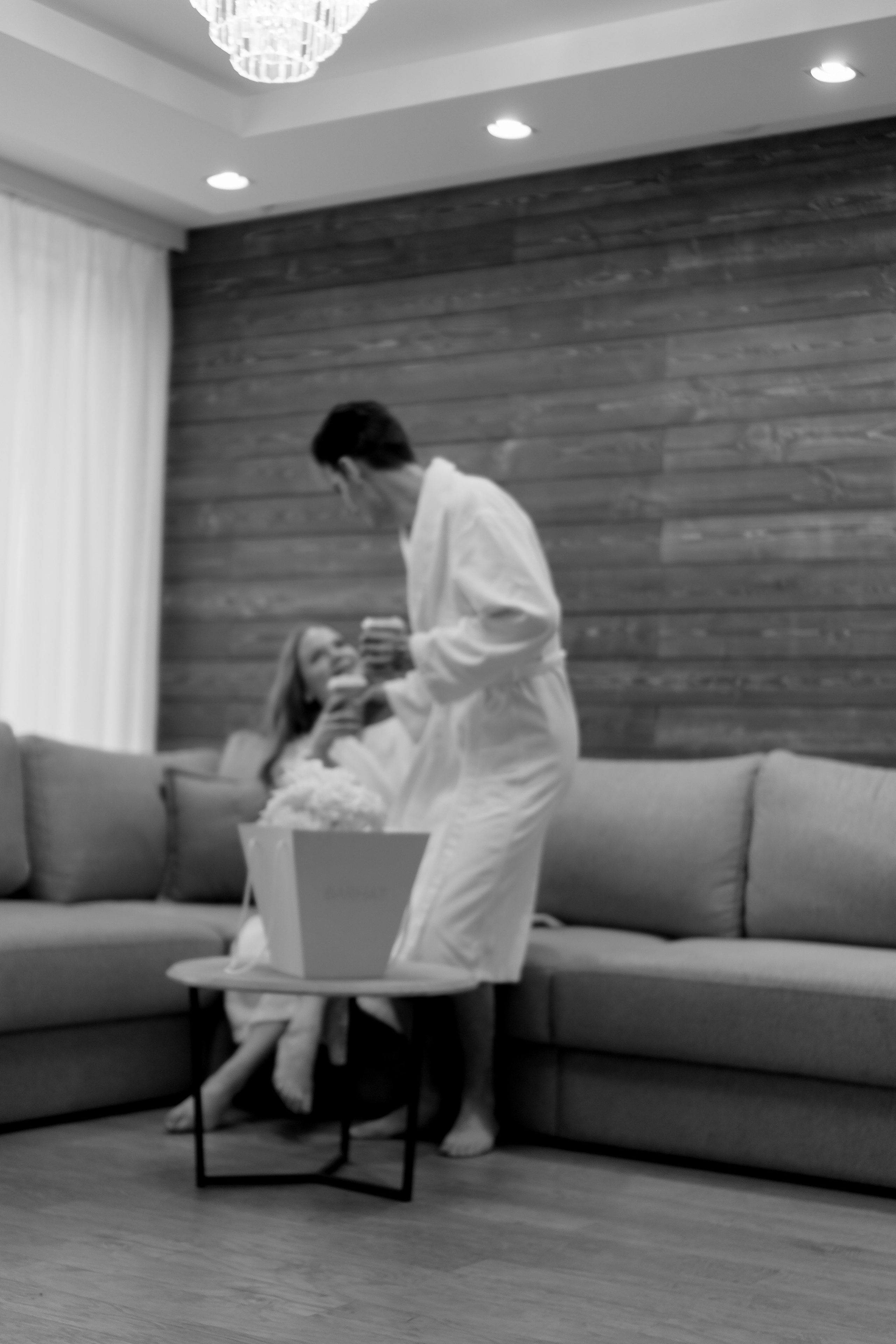 СВАДЕБНАЯ СЬЕМКА СБОРОВ В ОТЕЛЕ И ВЫЕЗД НА ЦЕРЕМОНИЮ (СНЯТО В СИБИРЕ В НИЖНЕВАРТОВСКЕ). Профессиональный фотограф, Санкт-Петербург — Виктория Богомолова