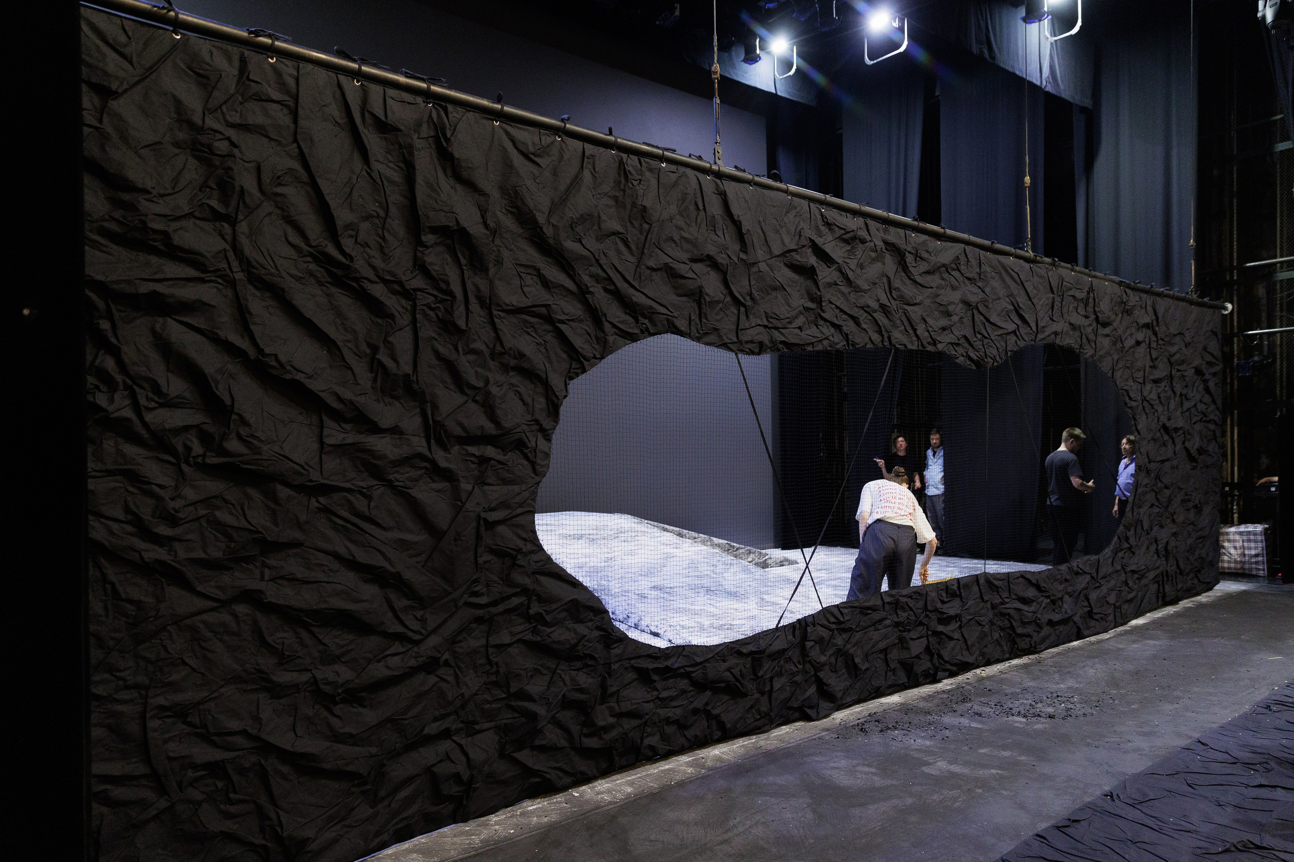 Полный цикл под ключ. История занавеса. Превращаем идею в технологию