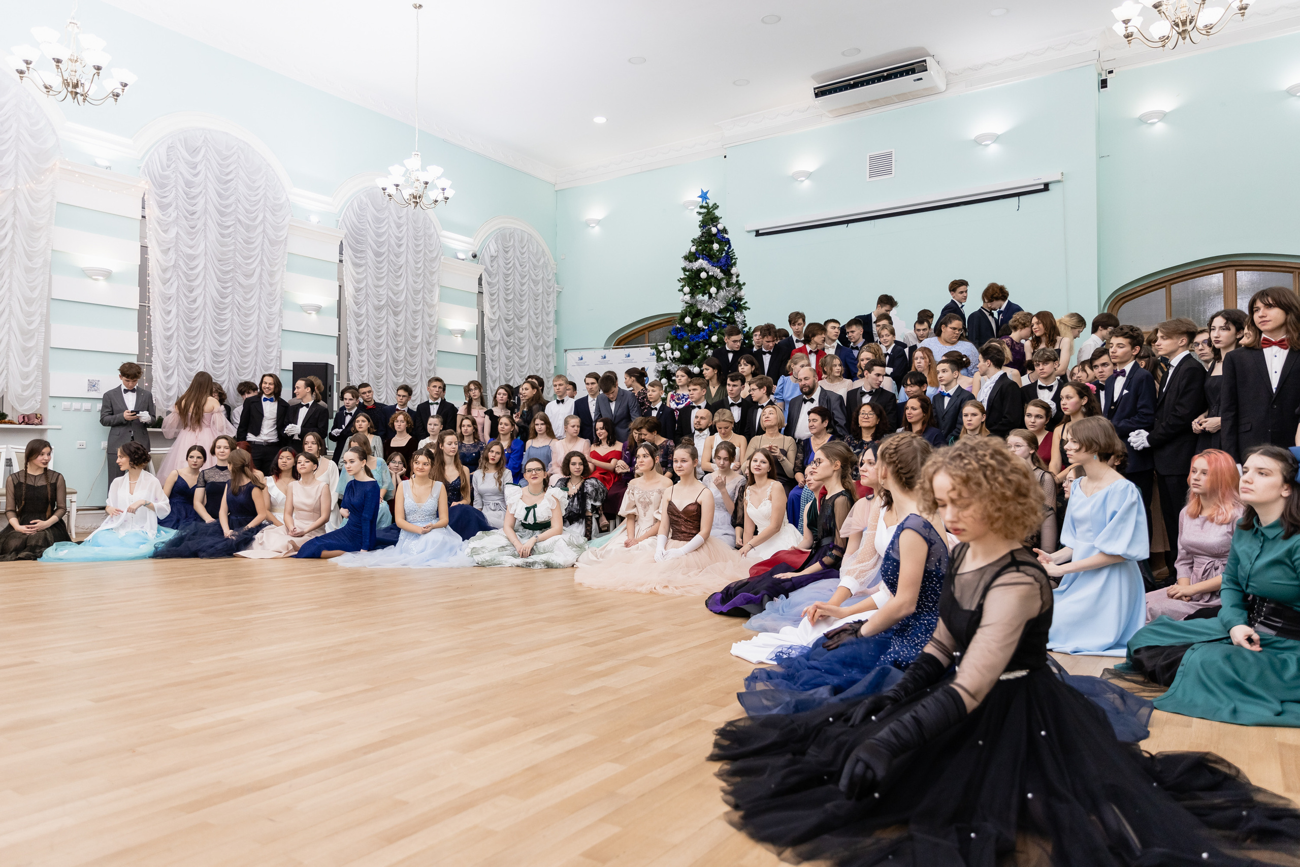 Новогодний бал в Тридцатке 2022. Евгения Стриженова — репортажный фотограф в Санкт-Петербурге