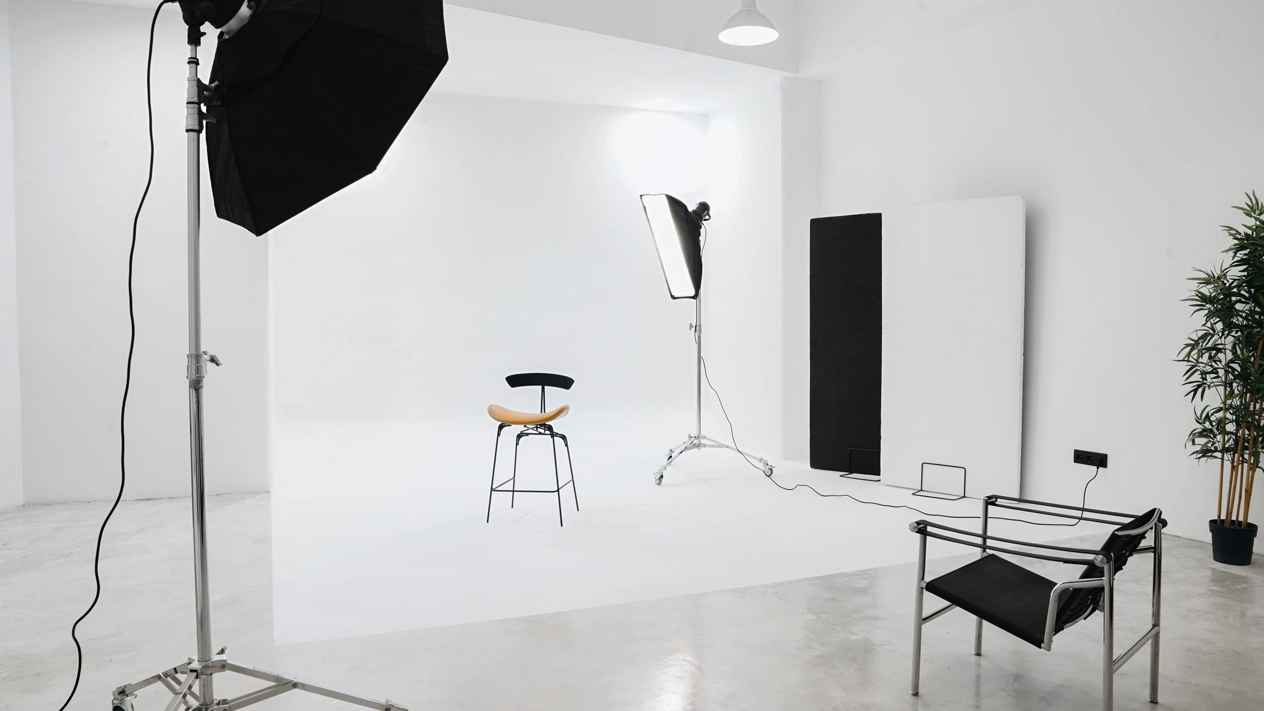 Лучшие фотостудии Москвы для съемки одежды и других товаров