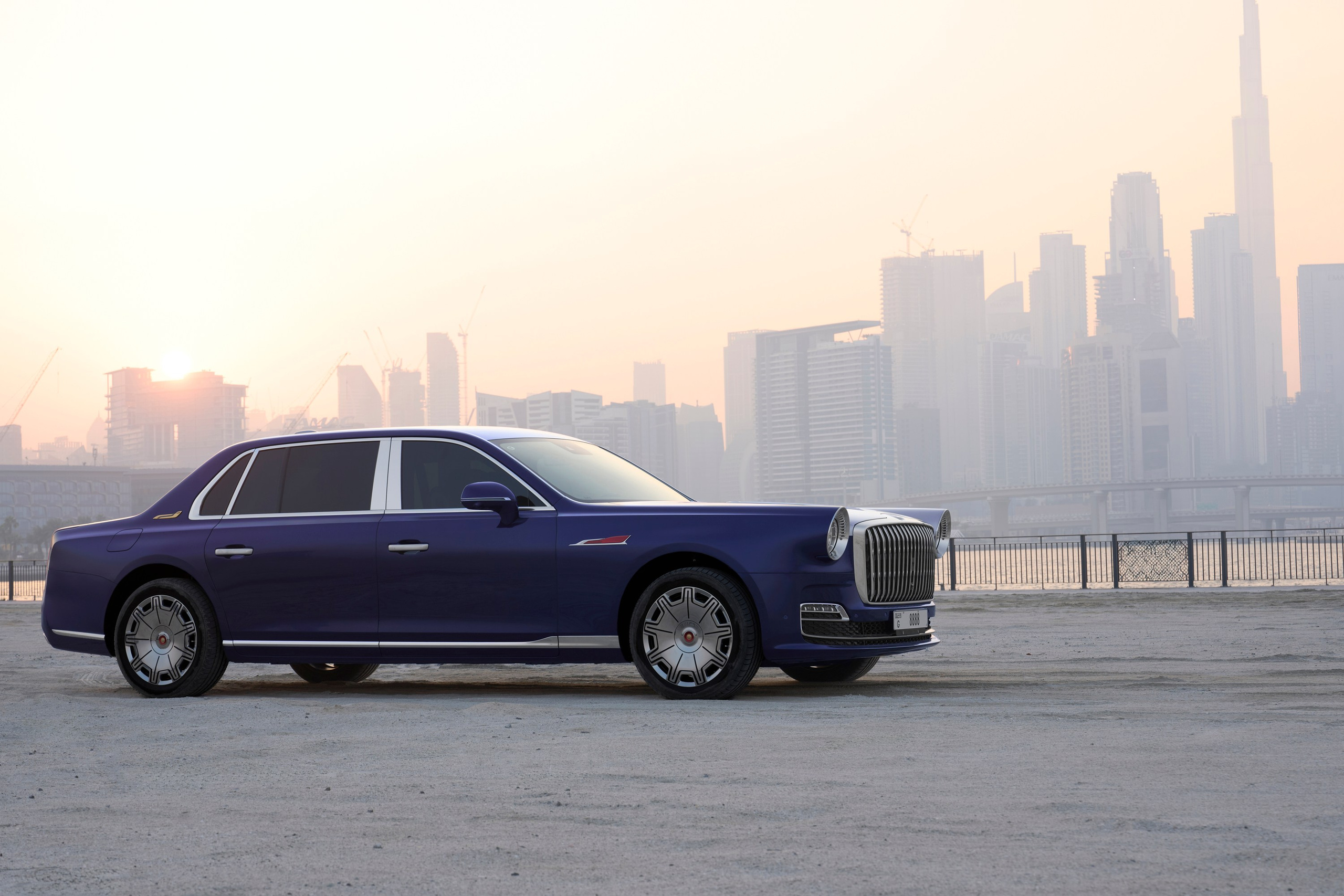 Hongqi Golden Sunflower. Creative photographer Denis Klero