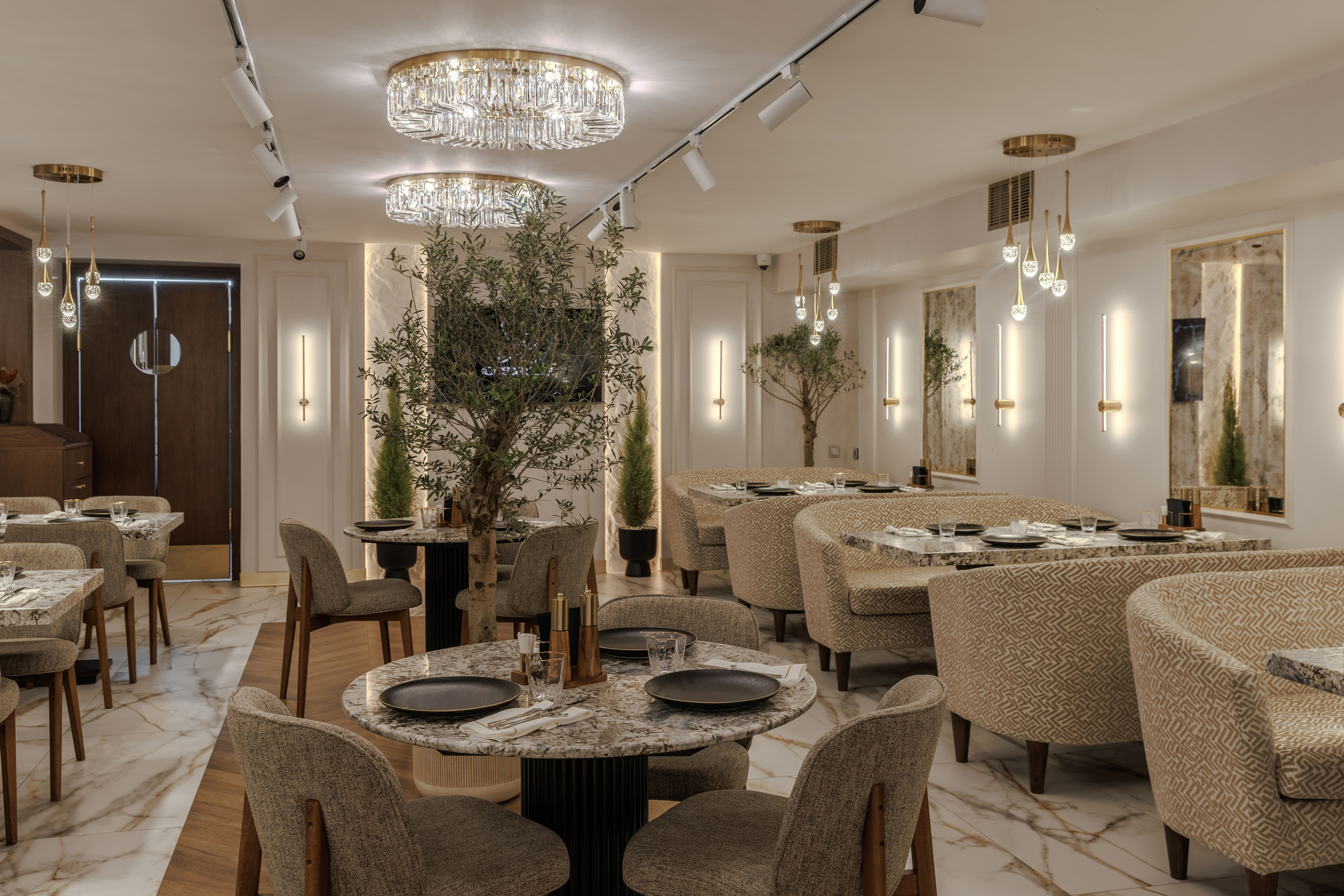 OFRIS. Репортажный фотограф в Санкт-Петербурге Жолудев Владислав