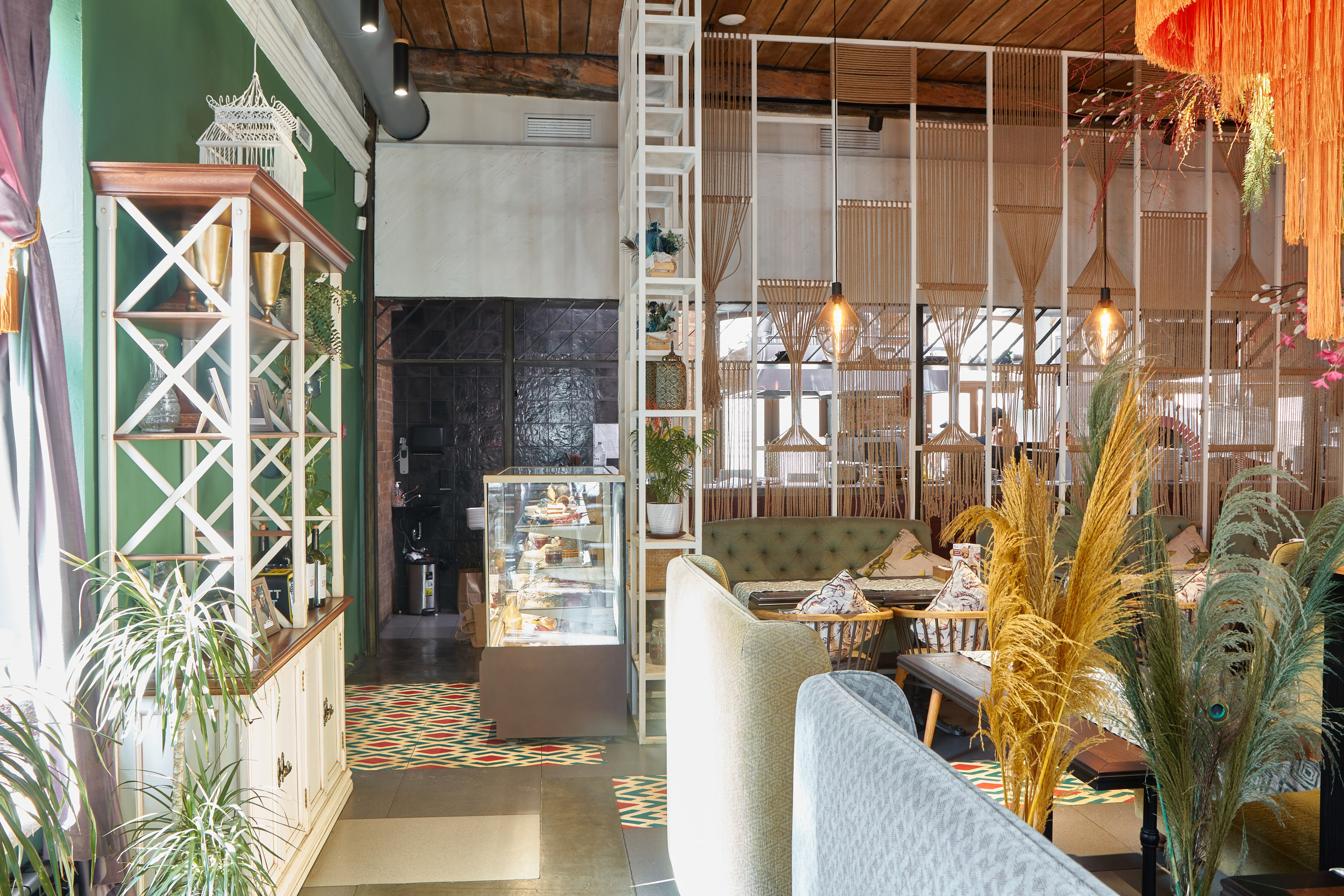 Интерьерная съёмка для кафе и ресторанов. Предметный и репортажный фотограф Алексей Кротов