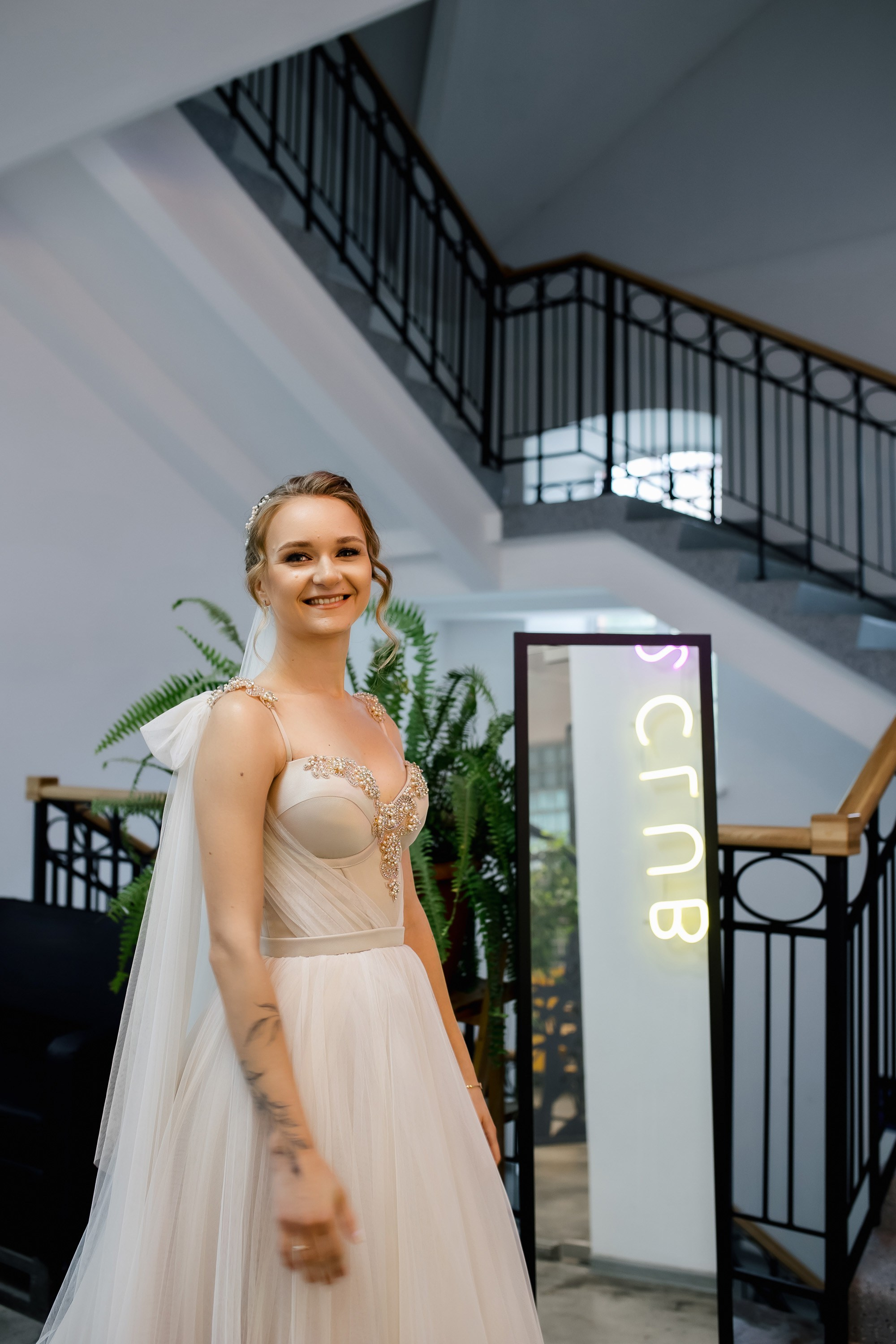 Степан и Ульяна. Утро. Загс. Прогулка. Дождь и солнце. Свадебный фотограф в Хабаровске