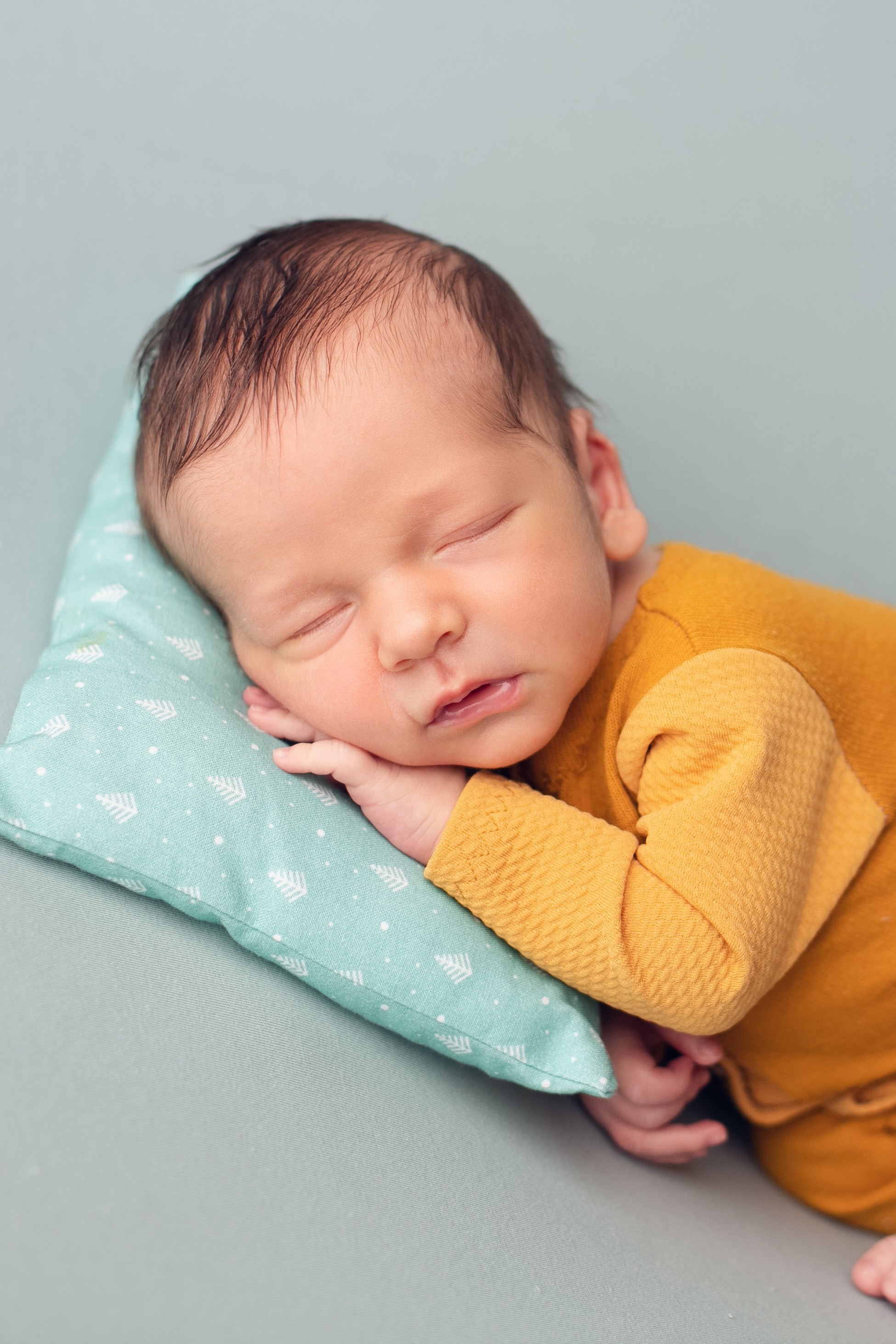 Семëн. Фотограф новорожденных в г. Россошь Виктория Нечепуренко