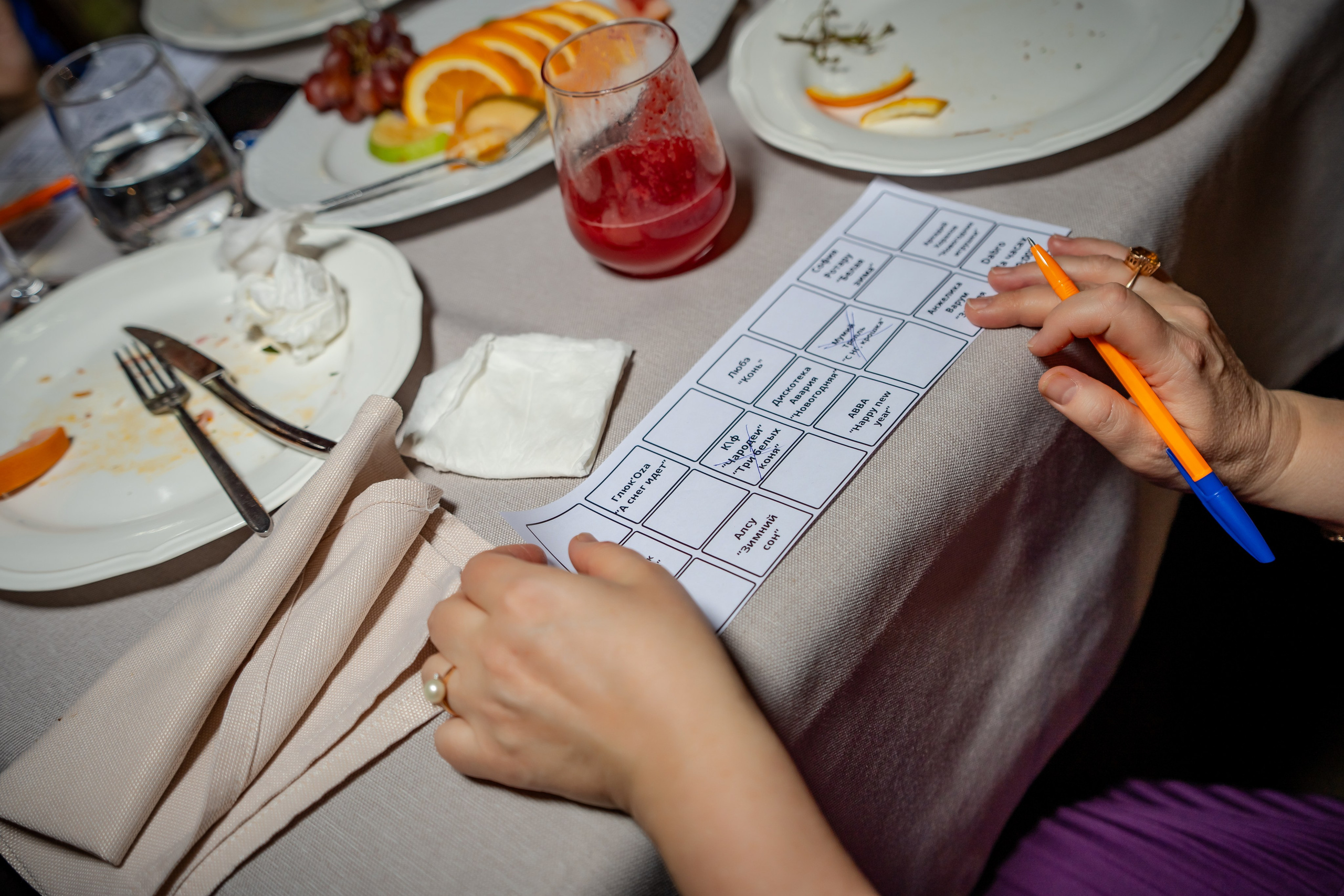 Сборные корпоративы в ресторане «Плюшкин» Декабрь 2025. Фотограф Александр Вишняков