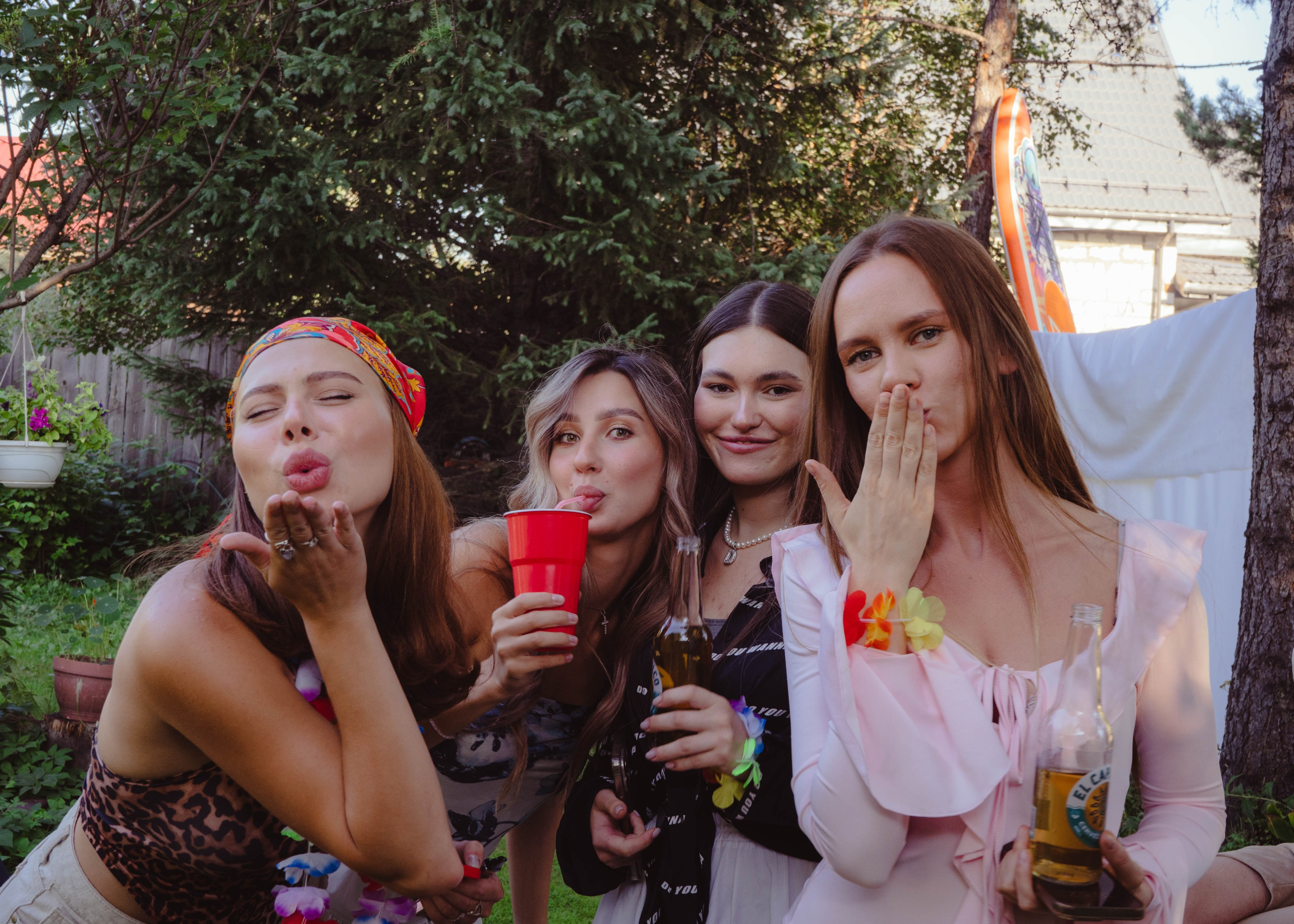 Гавайская вечеринка. Кир Анисин. Режиссер & фотограф