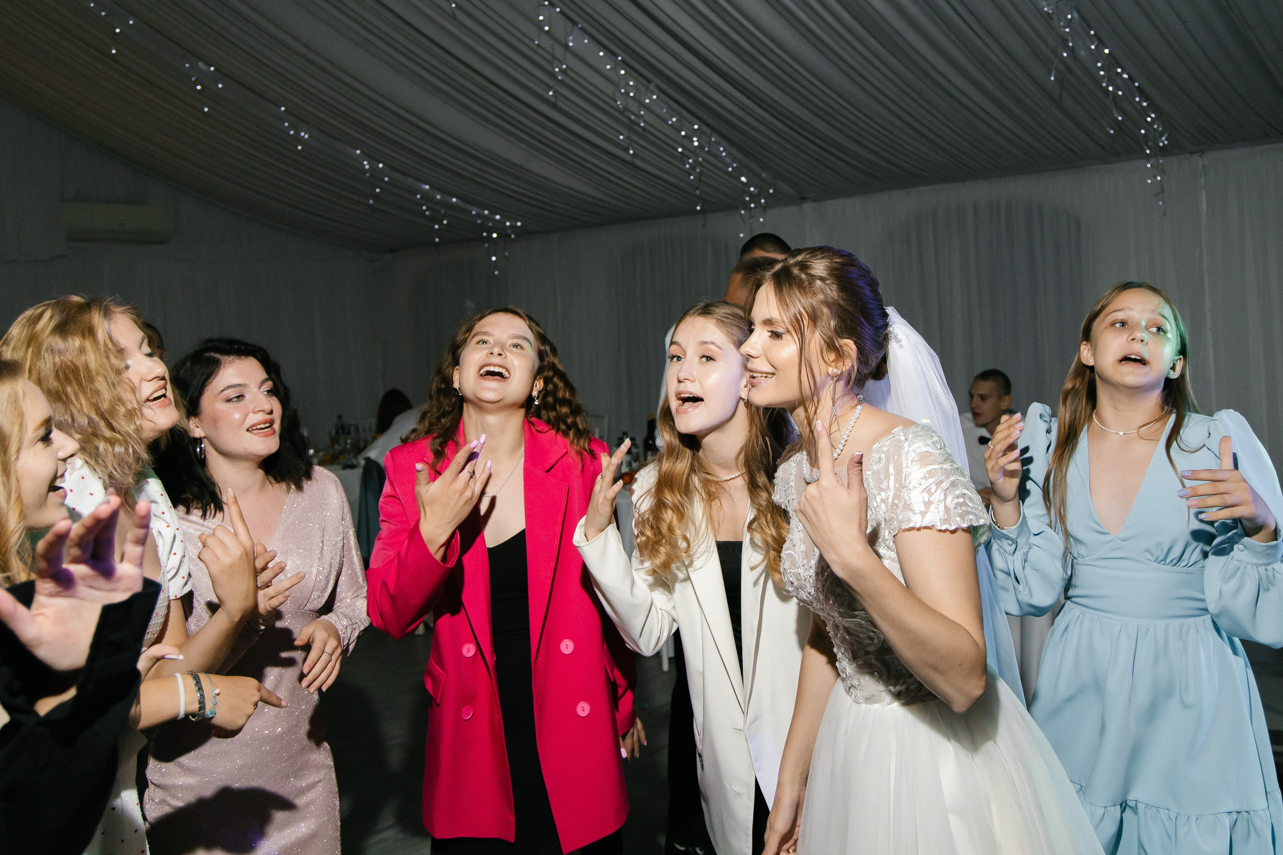 Ксения и Антон (полный день). Фотограф в Барнауле Юлия Садвокасова