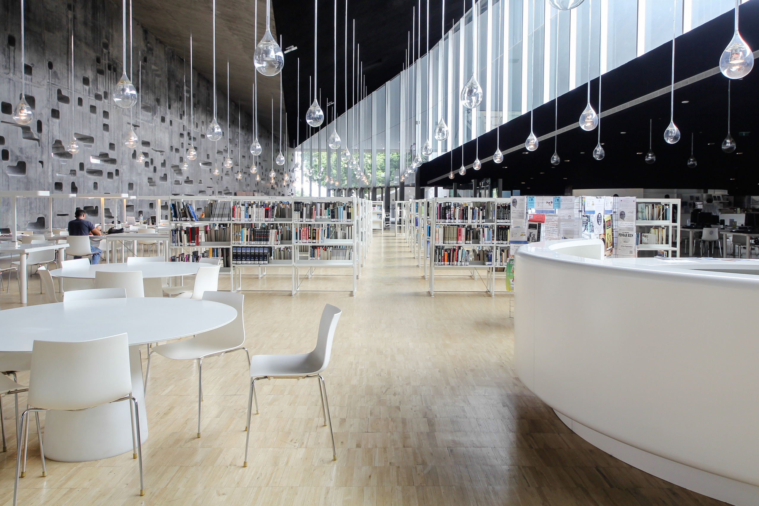 Herzog & de Meuron: TEA Art Space, Tenerife, Spain. Интерьерный фотограф Дима Птицын и стилист Дарья Копылова